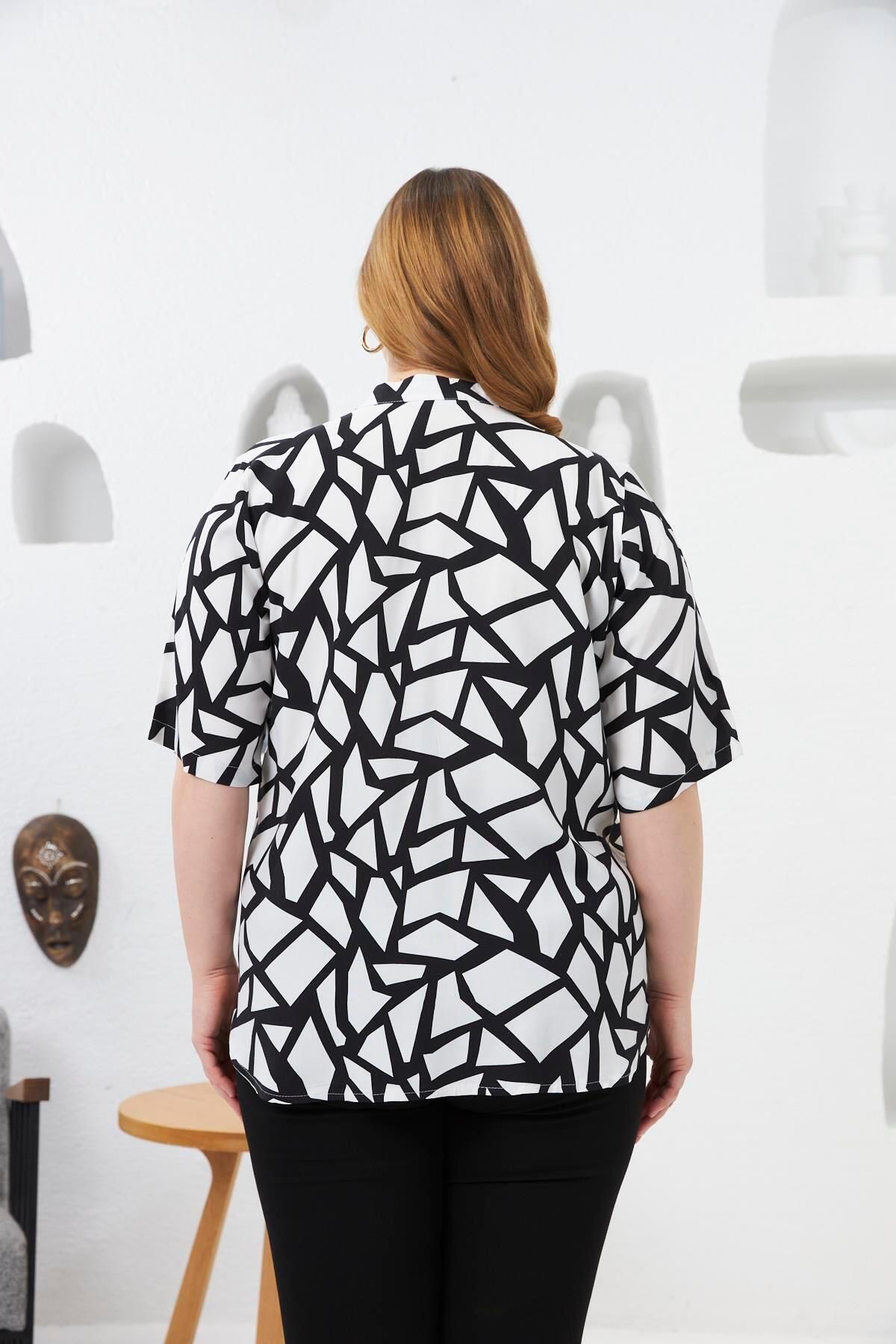 RMG-Geometric Pattern Judge Collar Large Size Blouse Black 6