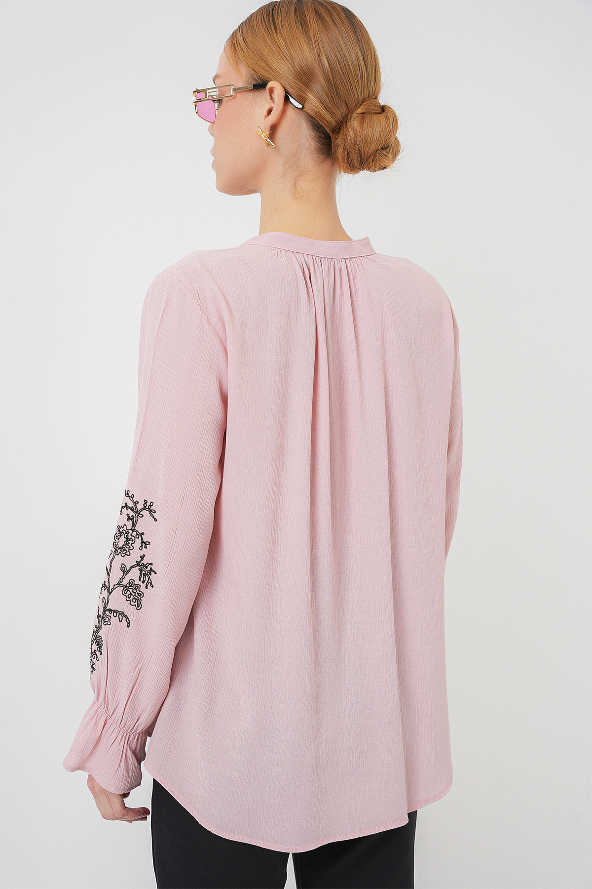 Bigdart-Women's Embroidered Knitted Blouse 941 - Powder 6