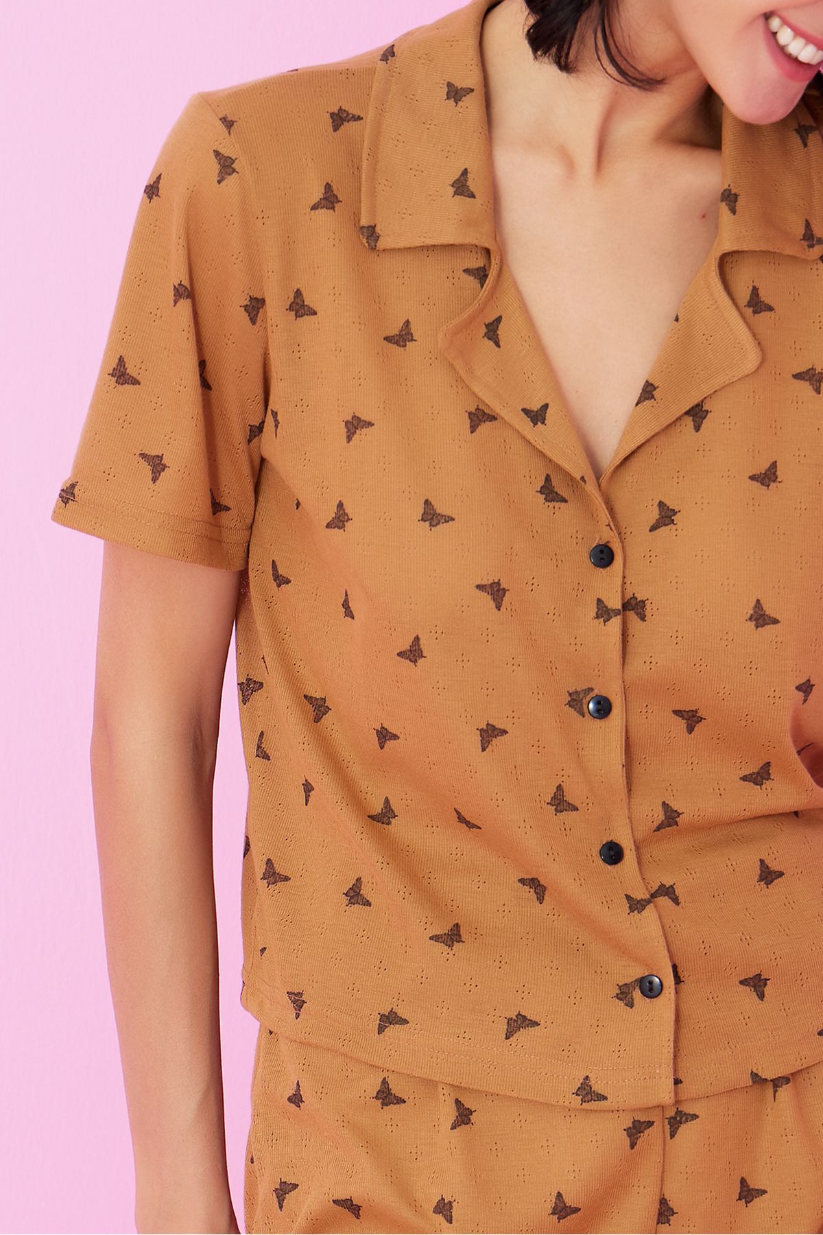 Siyah İnci-Coffee Butterfly Pattern Pointel Openwork/Hole Shirt Collar Knitted Button Shorts Set 4