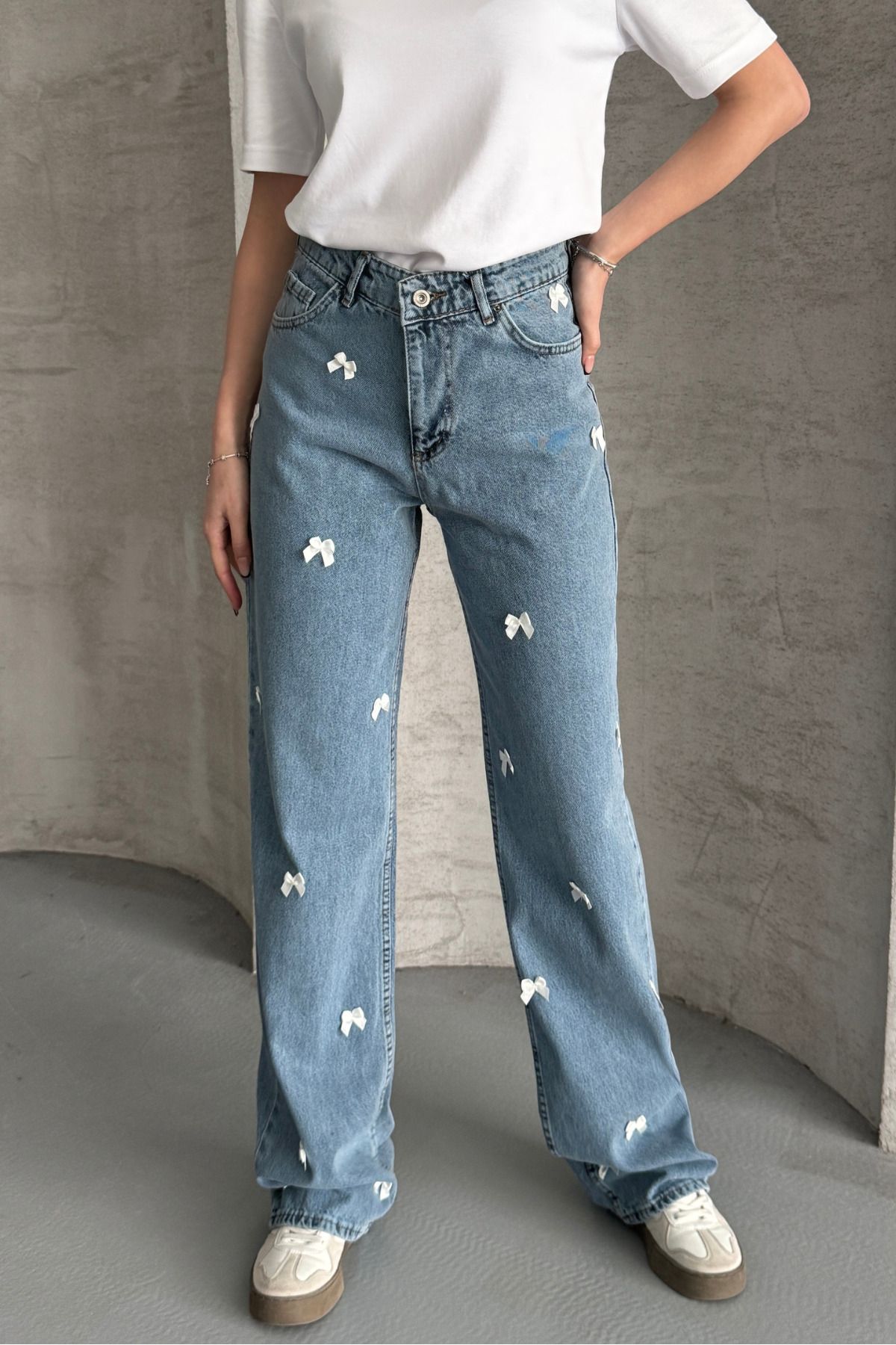 macharel jeans Kurdele Detaylı Geniş Paça Jean Pantolon