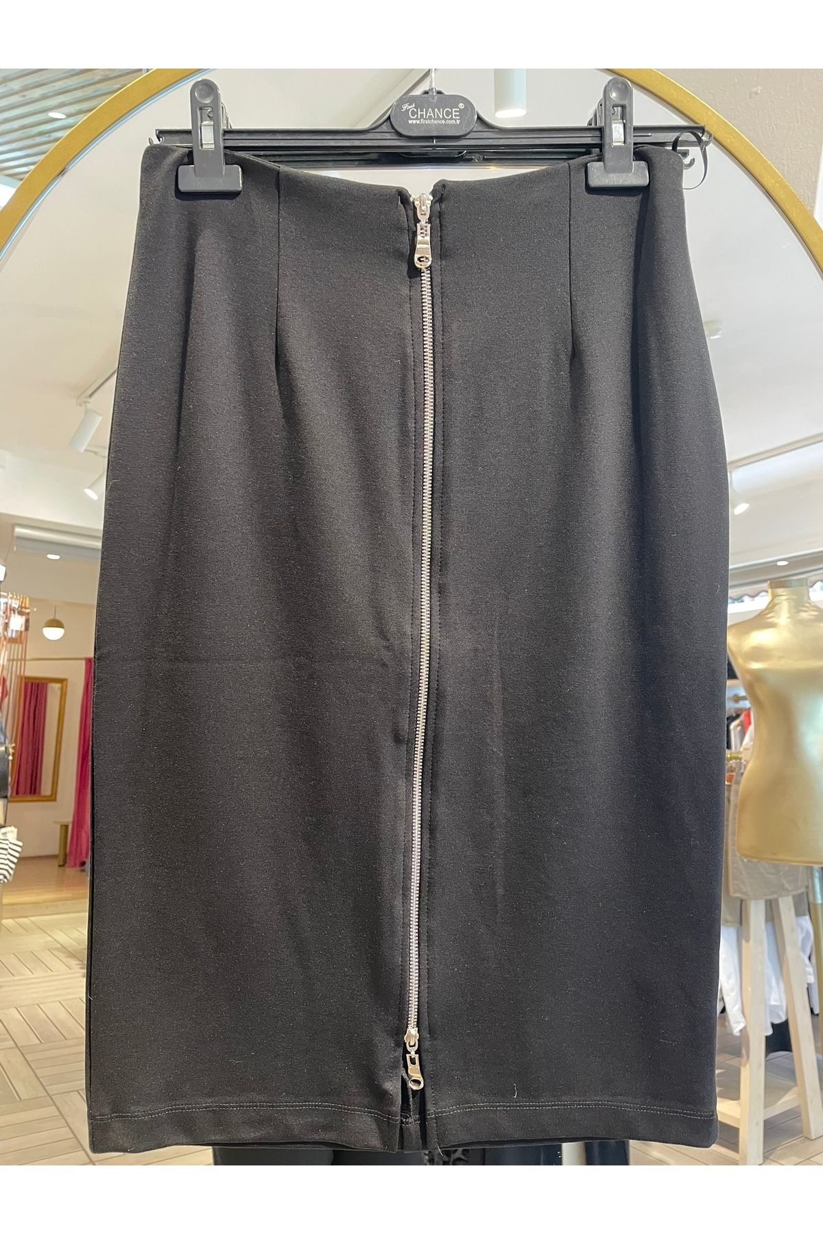 CsChicShop Önden Fermuarlı Uzun Midi Siyah Etek