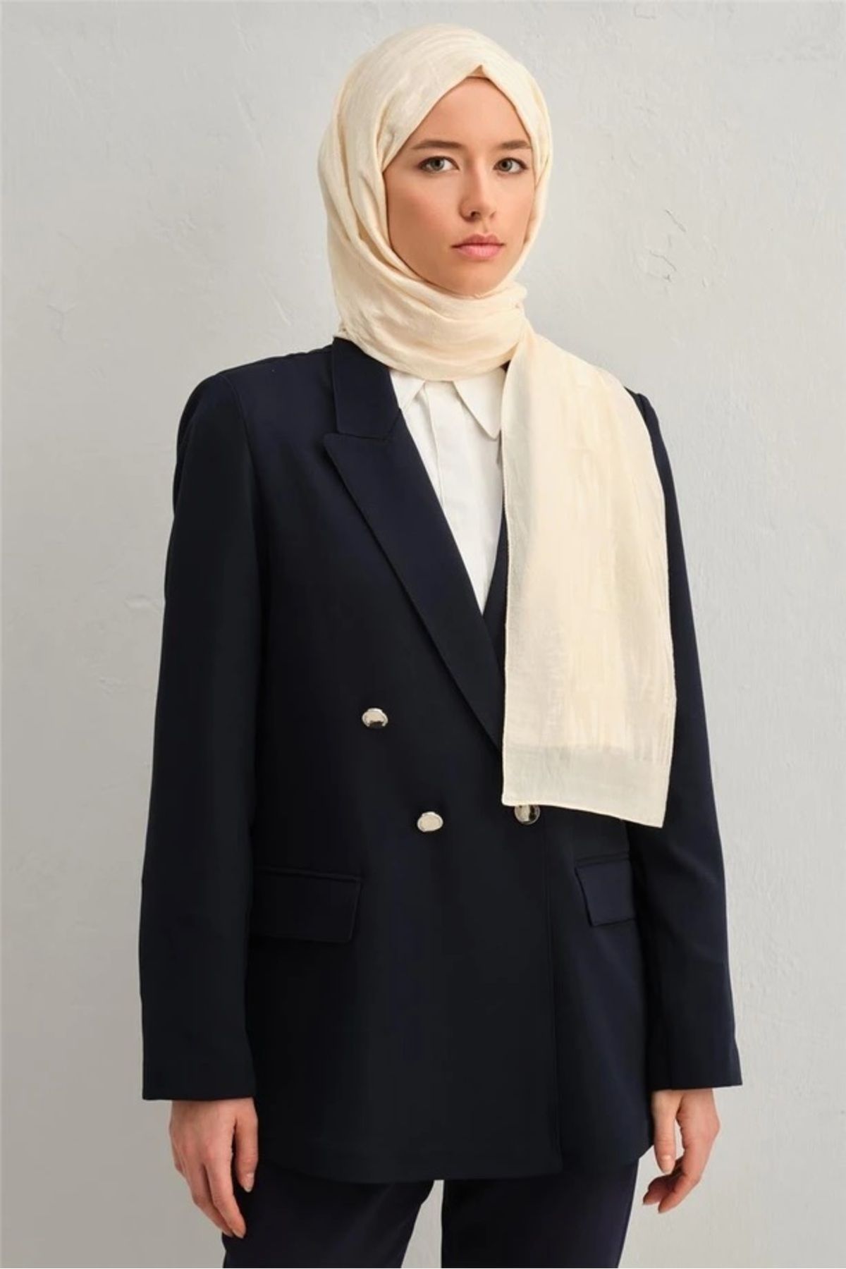 Armine-04 Shawl 1002-3 1