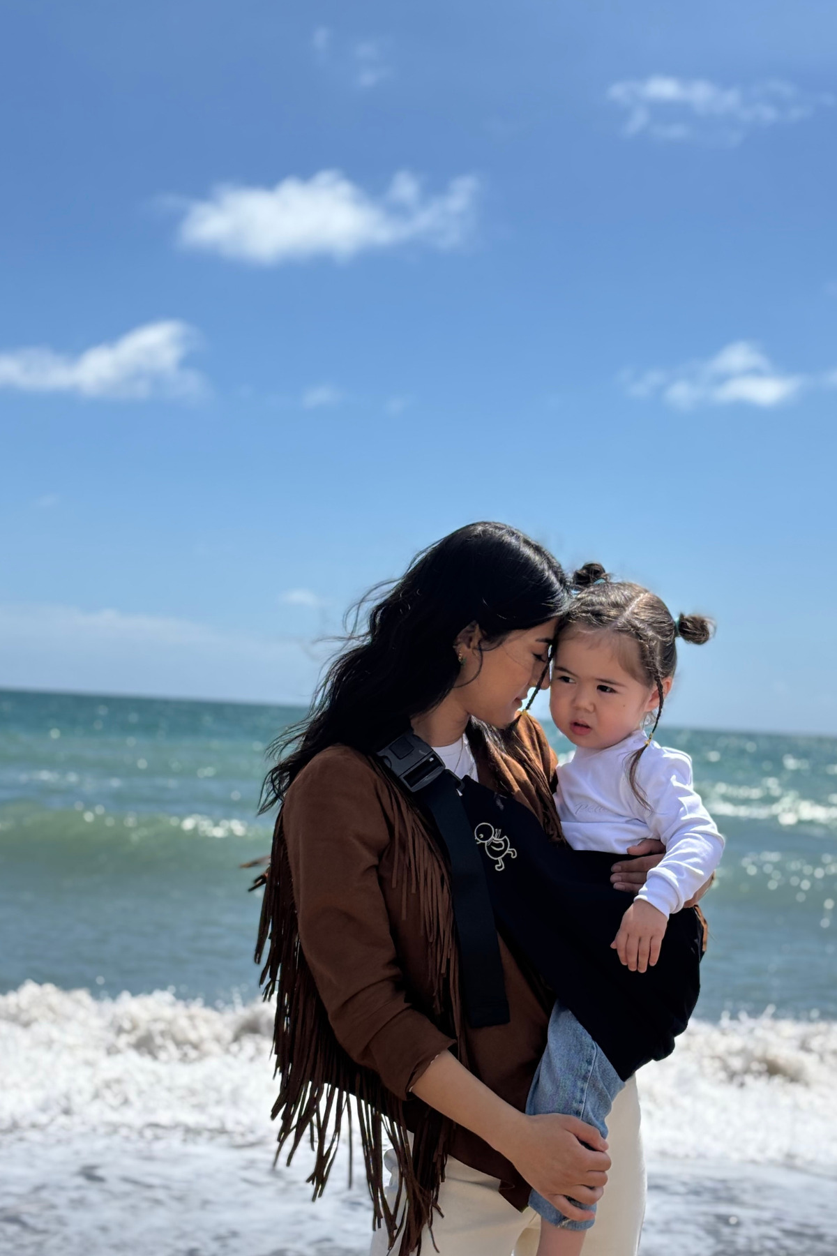 vivimade Vivihug Sling Bebek Çocuk Taşıma Çantası Kanguru 9-20 kg Doğal Kumaşlı Anne Yanı Taşıyıcı fotoğrafı 3 (önizleme)