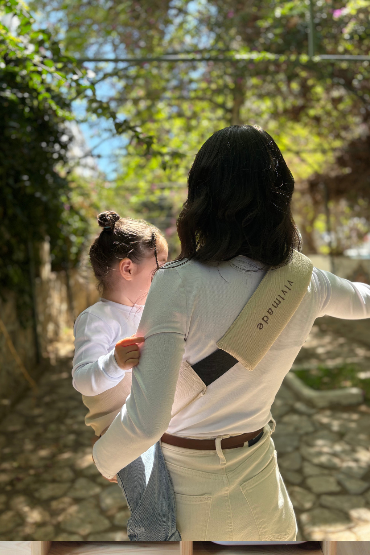 vivimade Vivihug Sling Bebek Çocuk Taşıma Çantası Kanguru 9-20 kg Doğal Kumaşlı Anne Yanı Taşıyıcı fotoğrafı 6 (önizleme)