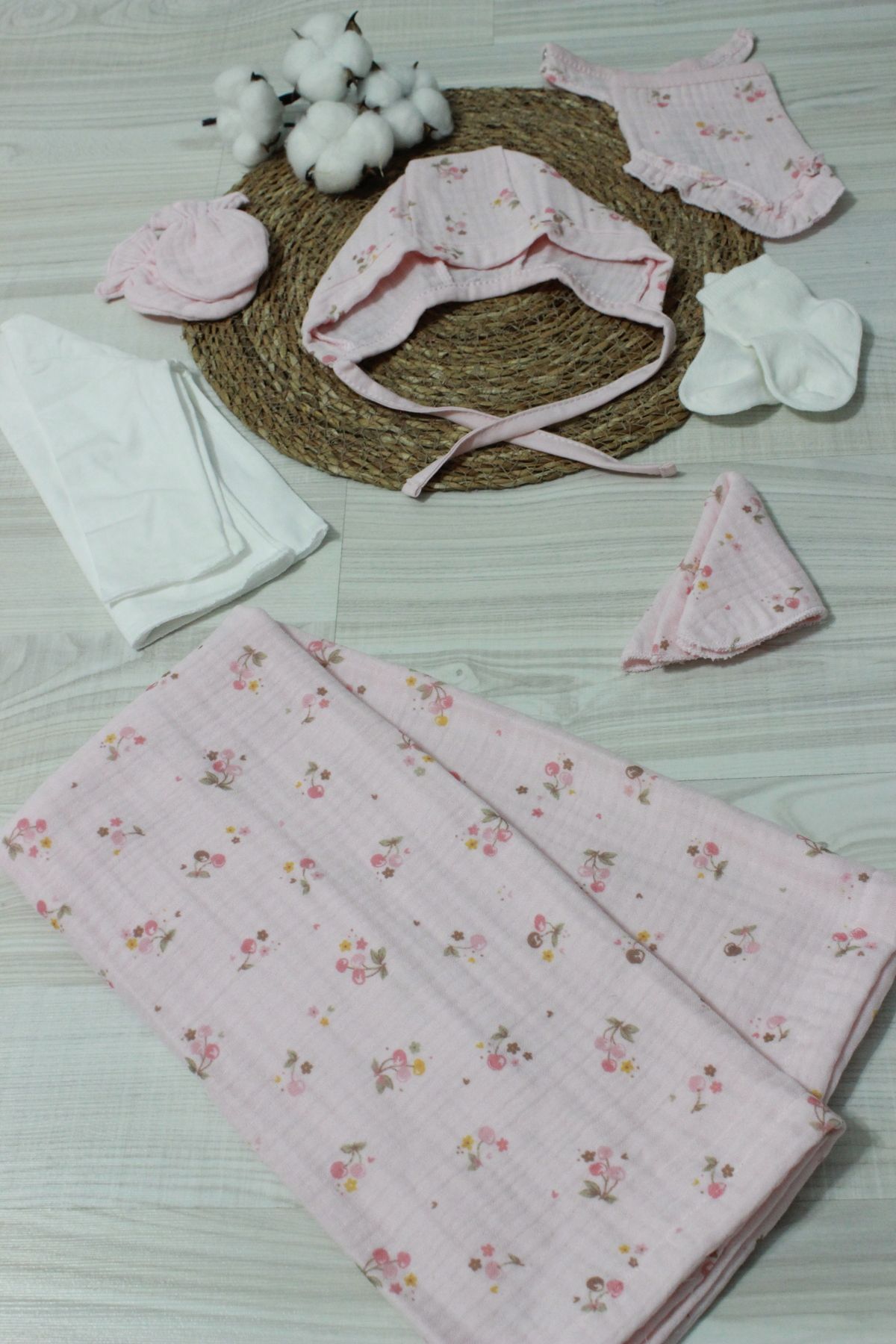 Caramell-Barbosa Caramell Baby Girl 10 Pieces Hospital Release Bodysuit Set Summer Season 3