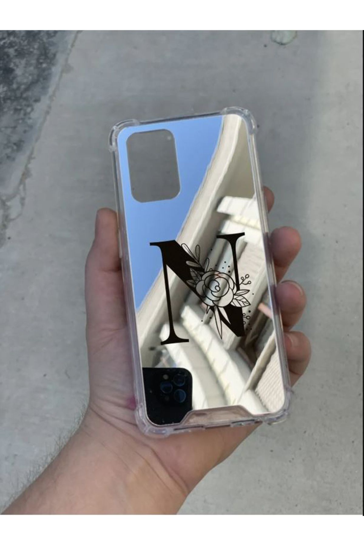 PERAX Samsung Galaxy M54 Uyumlu Gümüş Aynalı Darbe Korumalı N Harf Tasarımlı Silikon Kılıf