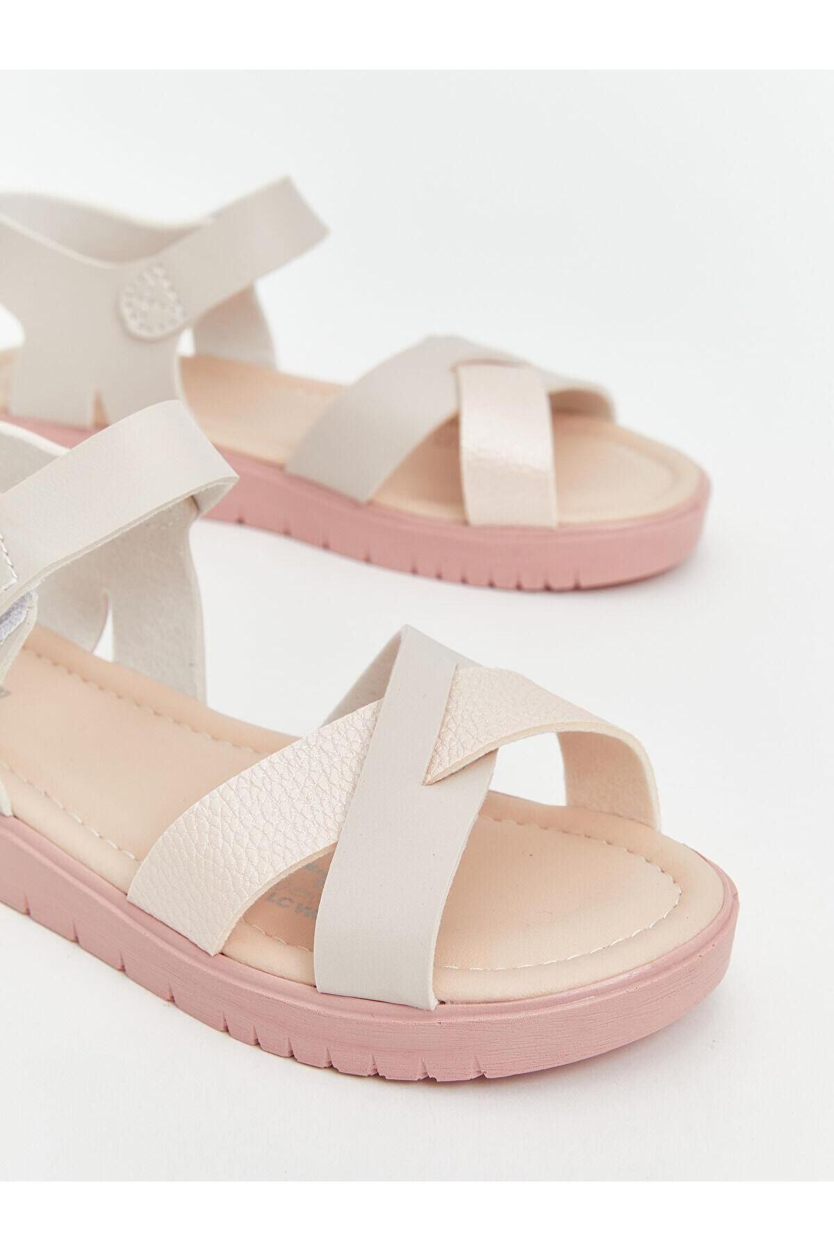LC Waikiki-Lcw Steps Cross Strap Velcro Girls' Sandals 3