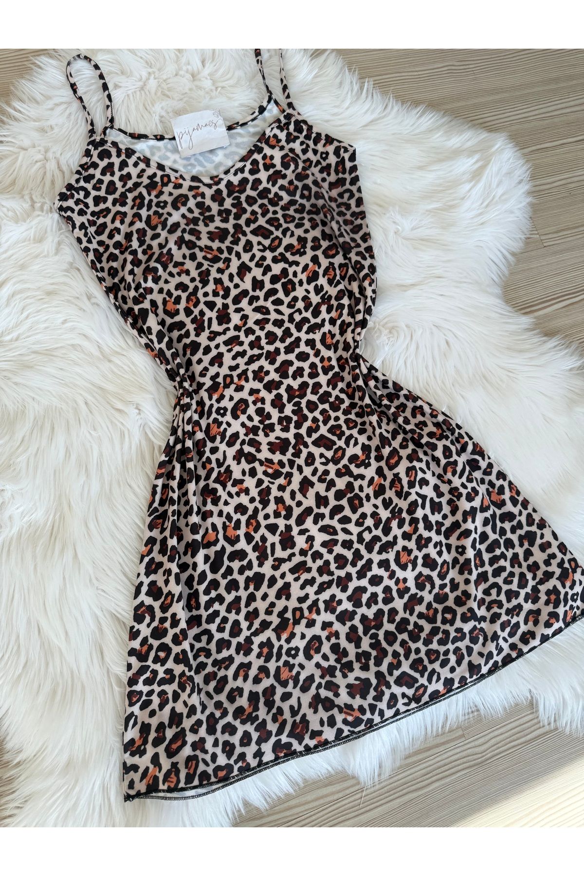 Pijamacs-Rochie de noapte cu model leopard 6