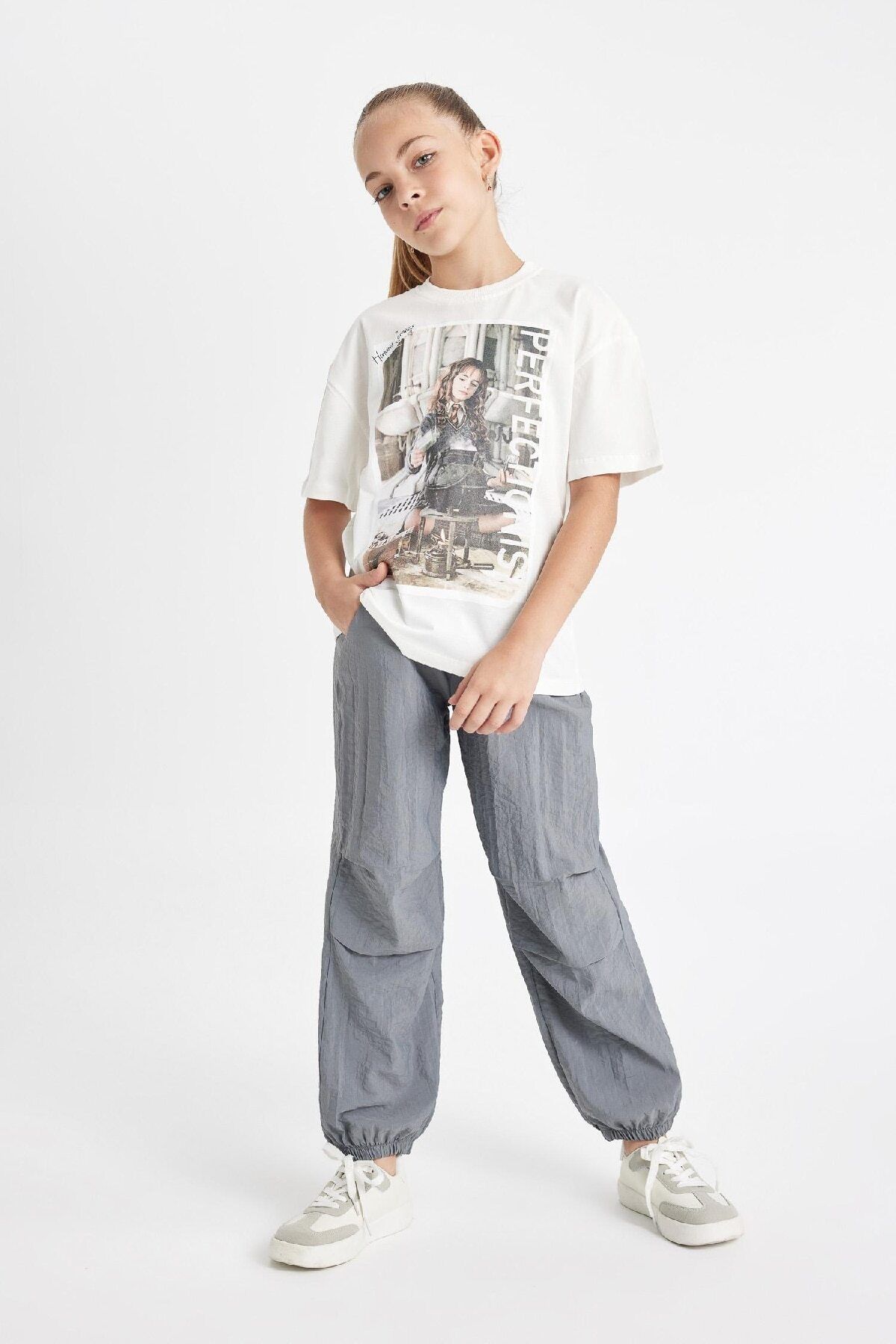 complete the look image