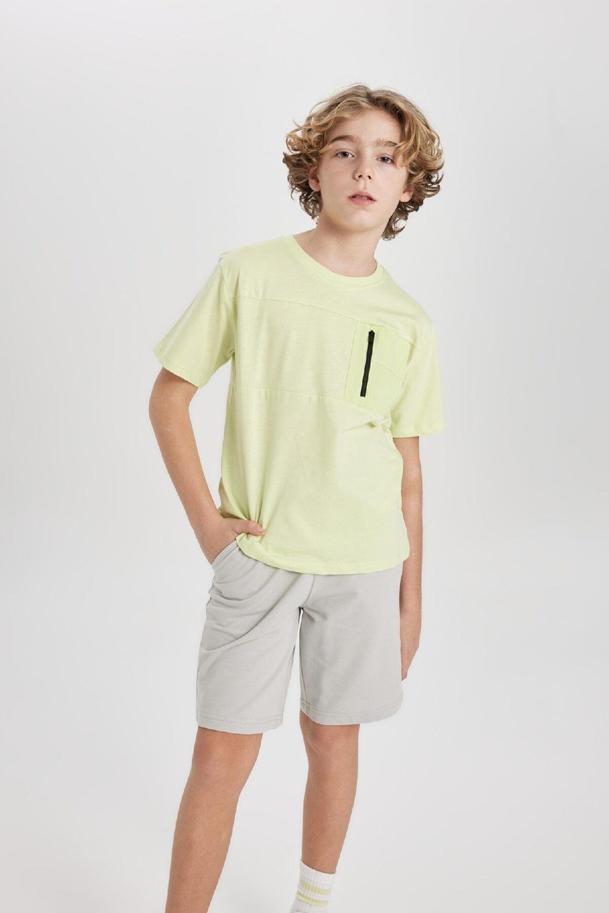 DeFacto-Boy's Basic Bermuda Shorts B5867a824sm 5