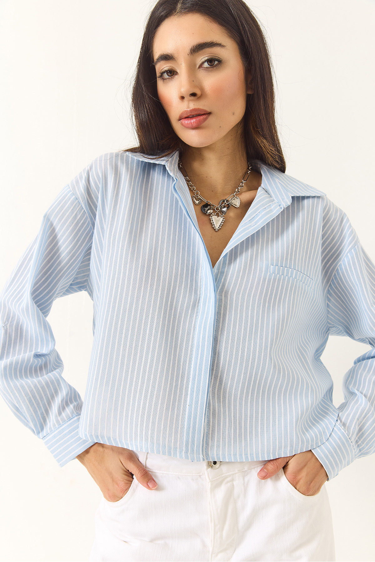 Bianco Lucci  Kadın İnce Çizgili Regular Pamuk Crop Gömlek 2039 60283204 - Görsel 4