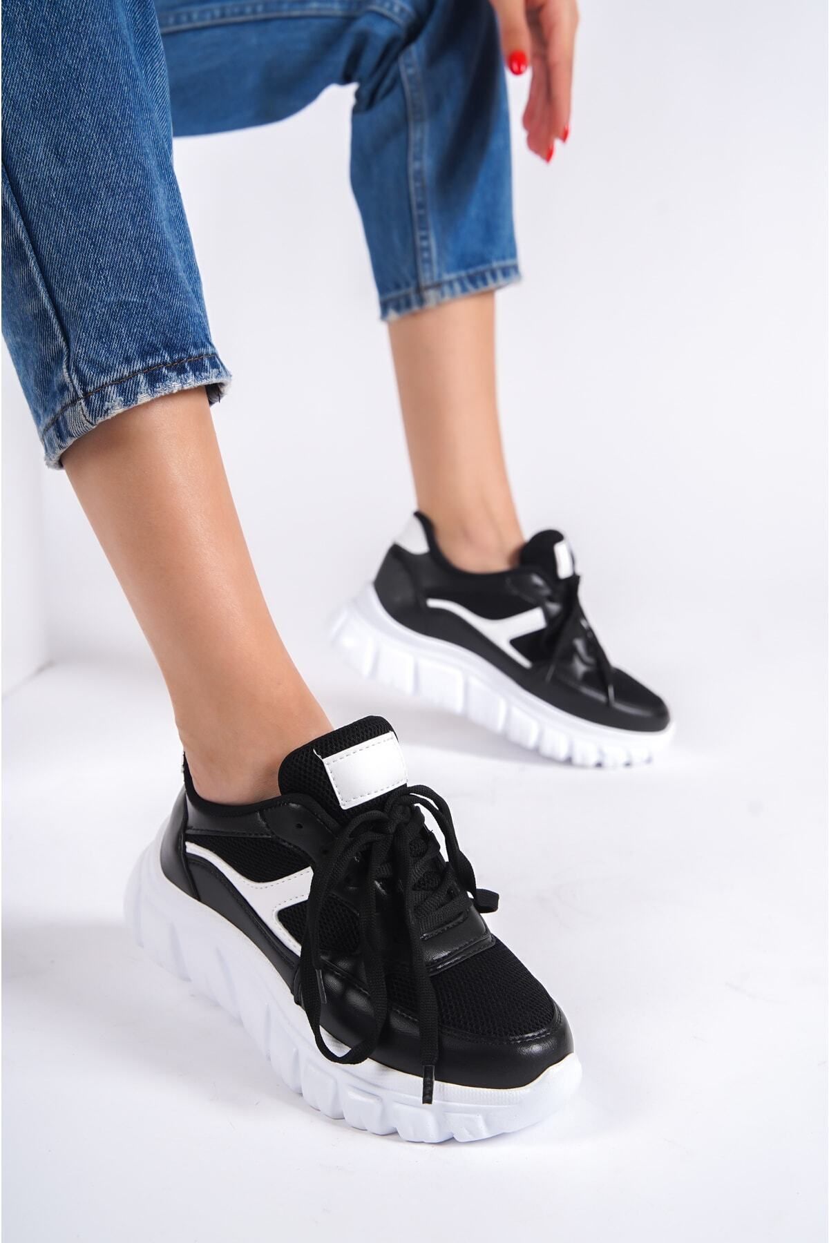 BİKAJOO Kadın Siyah Beyaz Bağıcıklı Fileli Günlük Sneaker Spor Ayakkabı BKJ0474