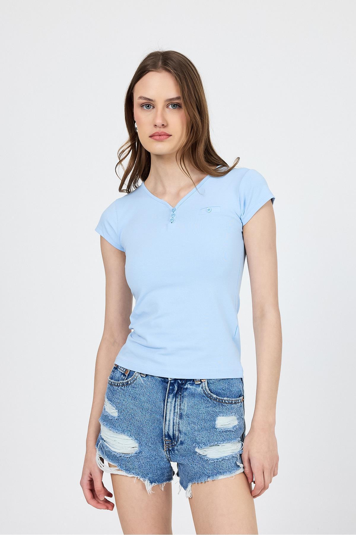 Rays-Blue V-Neck Buttoned Pocket Detailed Slim Fit T-Shirt 2213 3