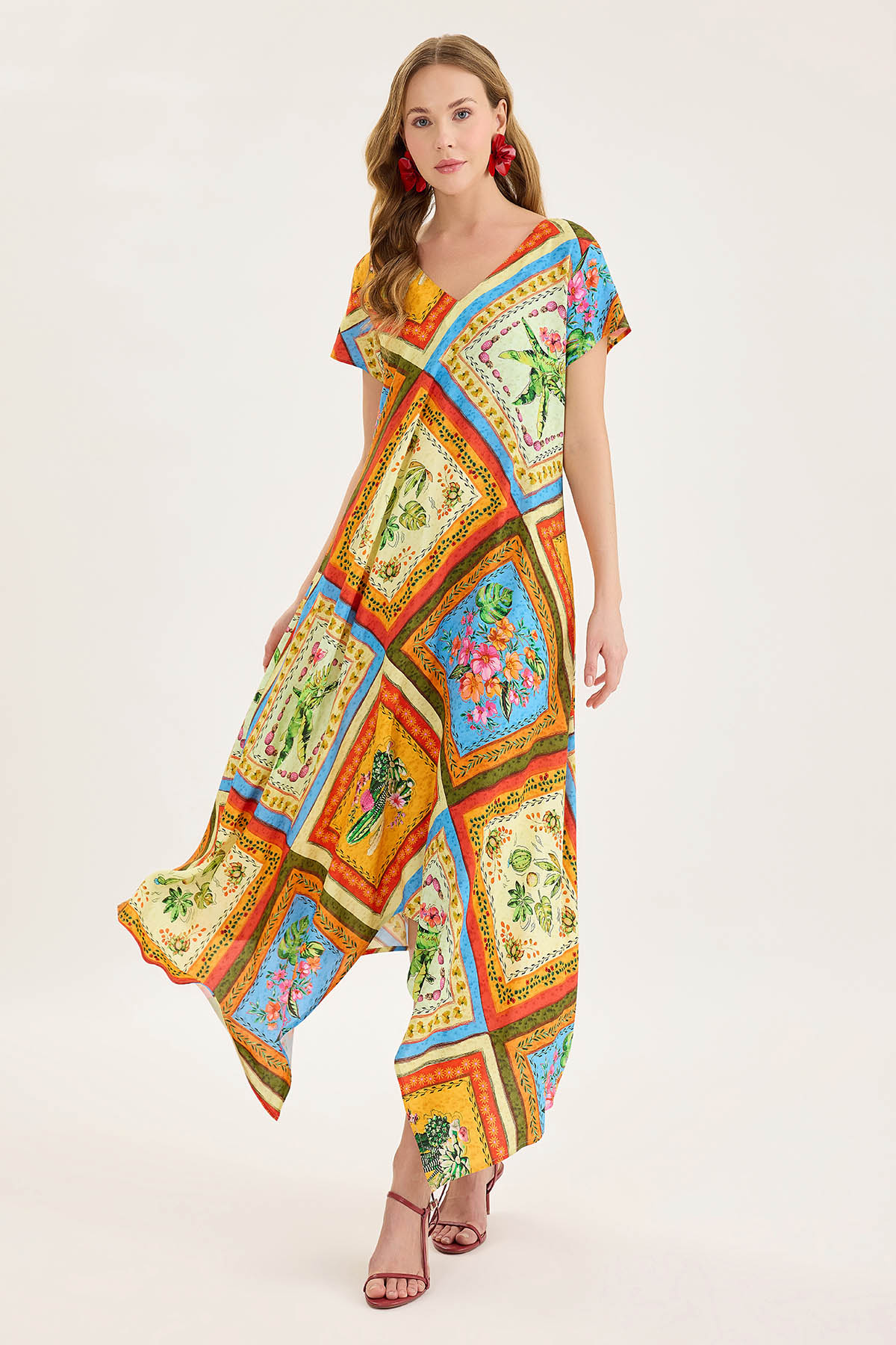 Vitrin-Double V-Neck Patterned Loose Dress 3