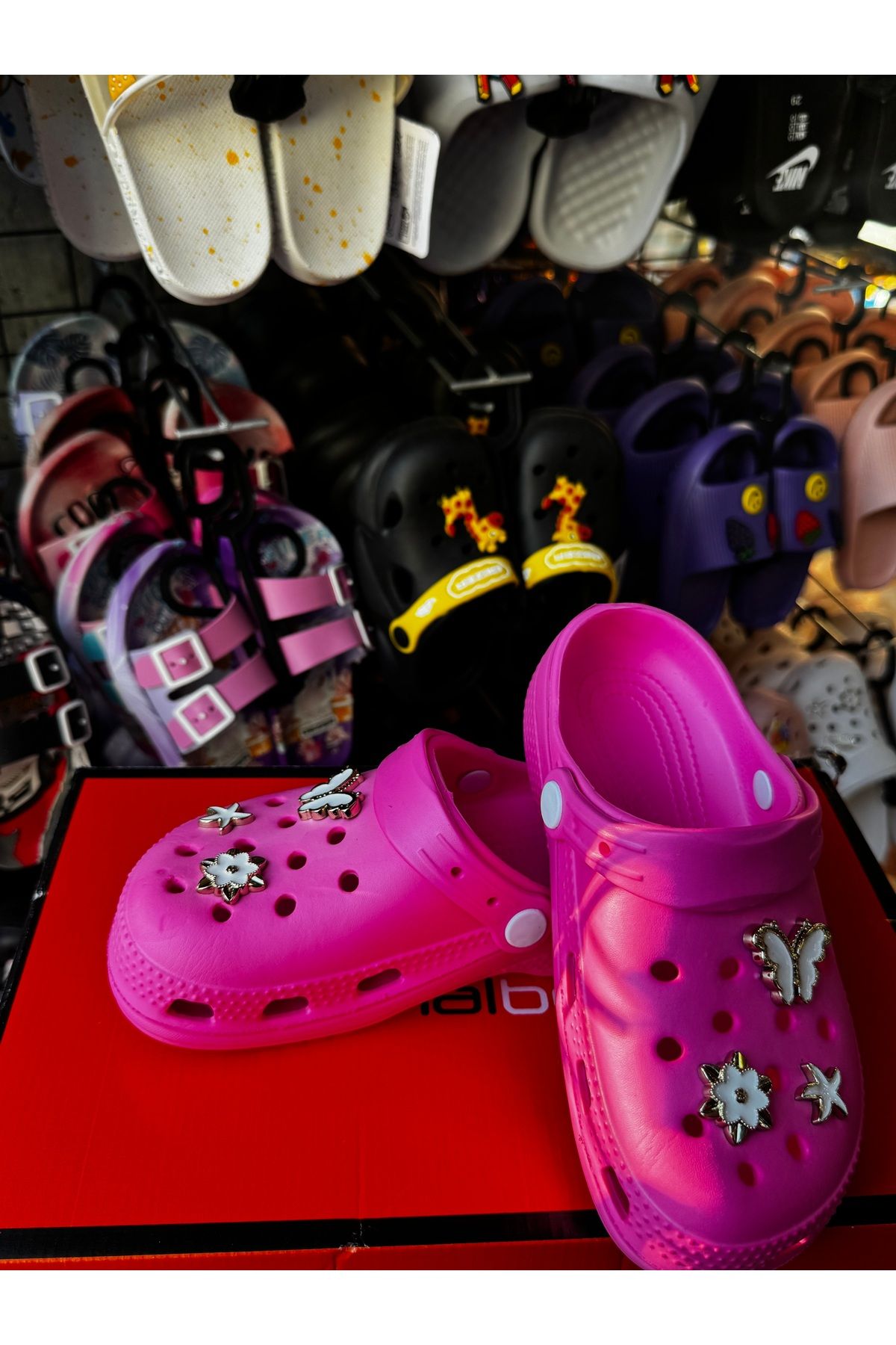 mikam-Girl's New Season Quality Cross Comfortable Light Daily Slippers\Beach Slippers 1