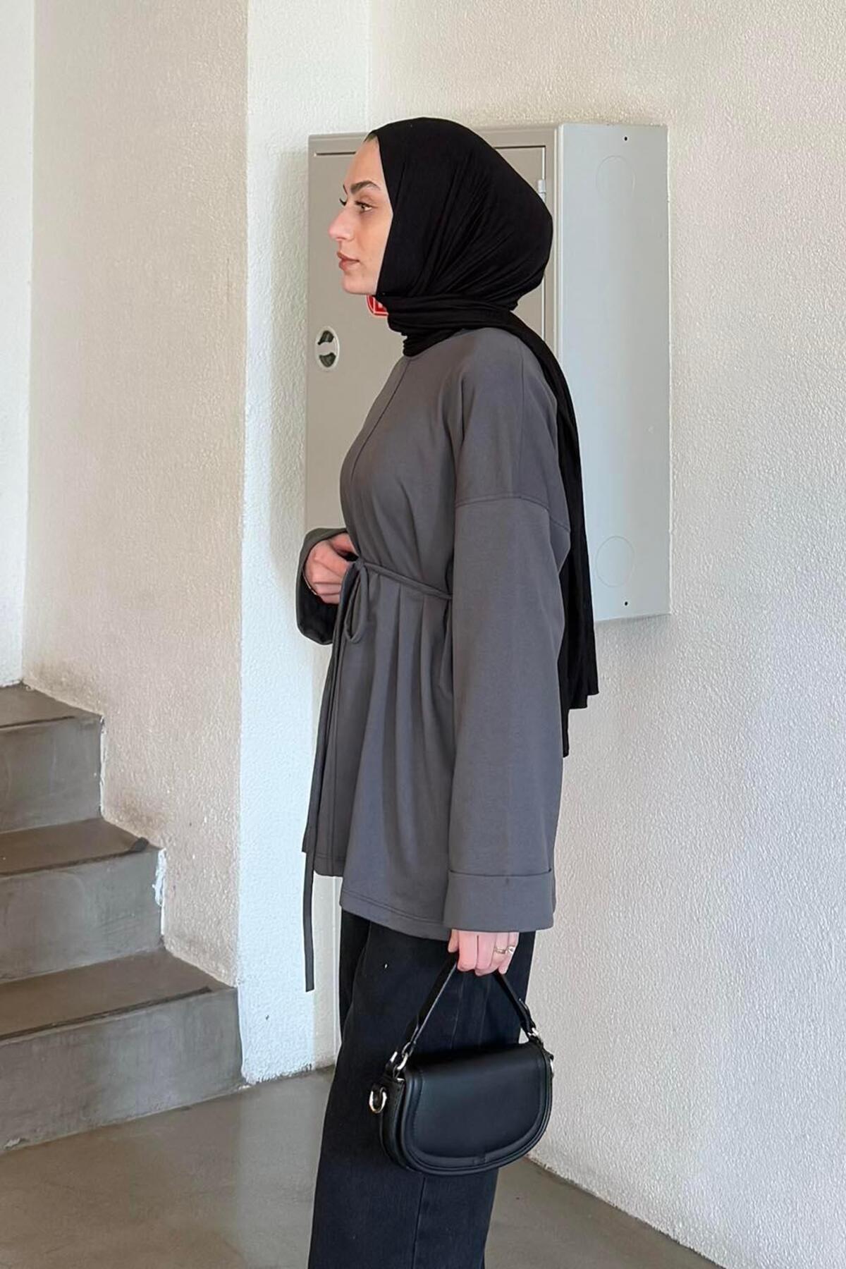 Lamelif  Yırtmaç Detaylı Sweat Antrasit - Görsel 2