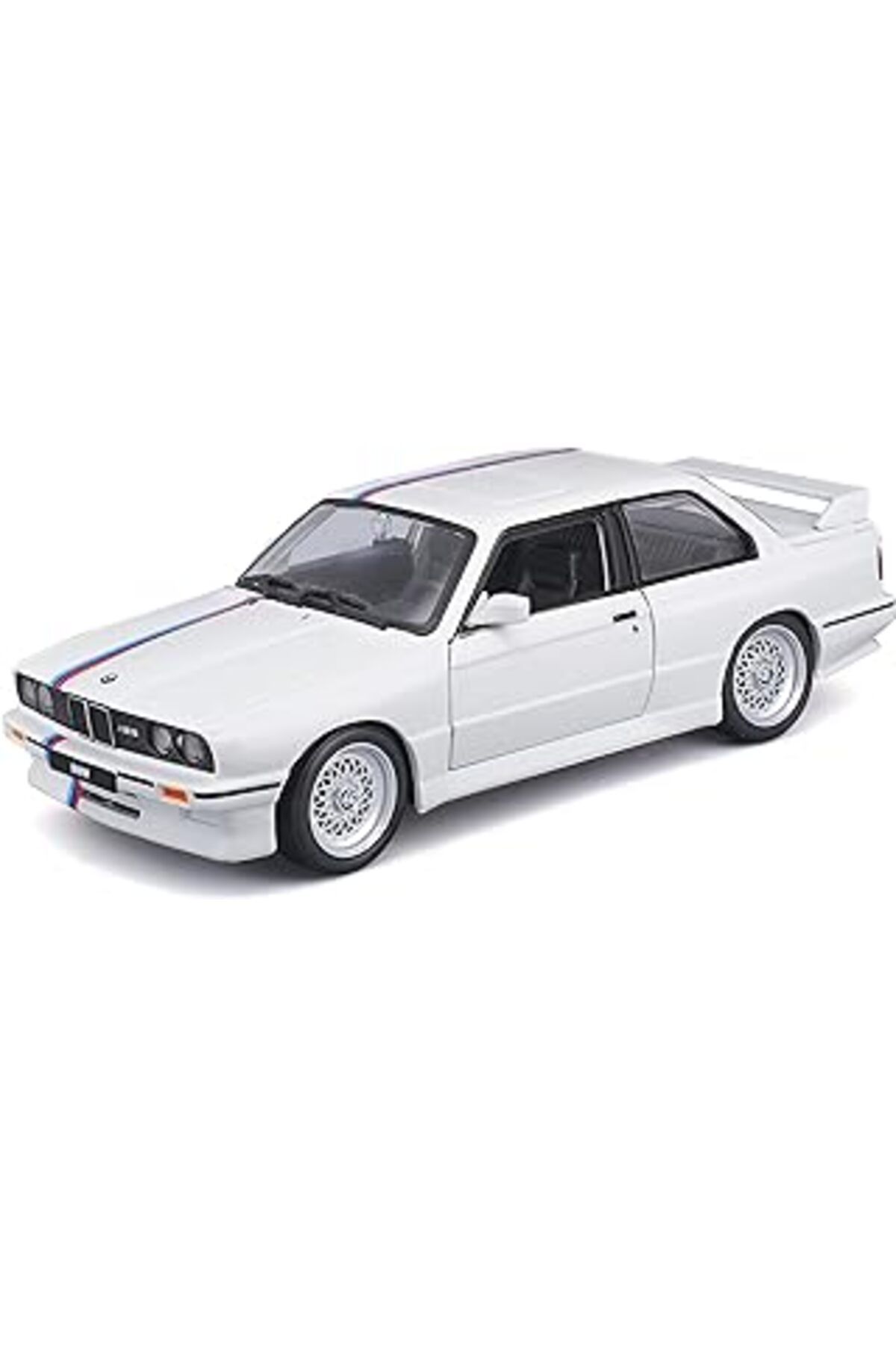 Karachil Bburago Bmw M3 (E30) ´88 1:24 Model Araba - Beyaz, Koleksiyonluk Ve Gerçekçi Mini Araba Maketi