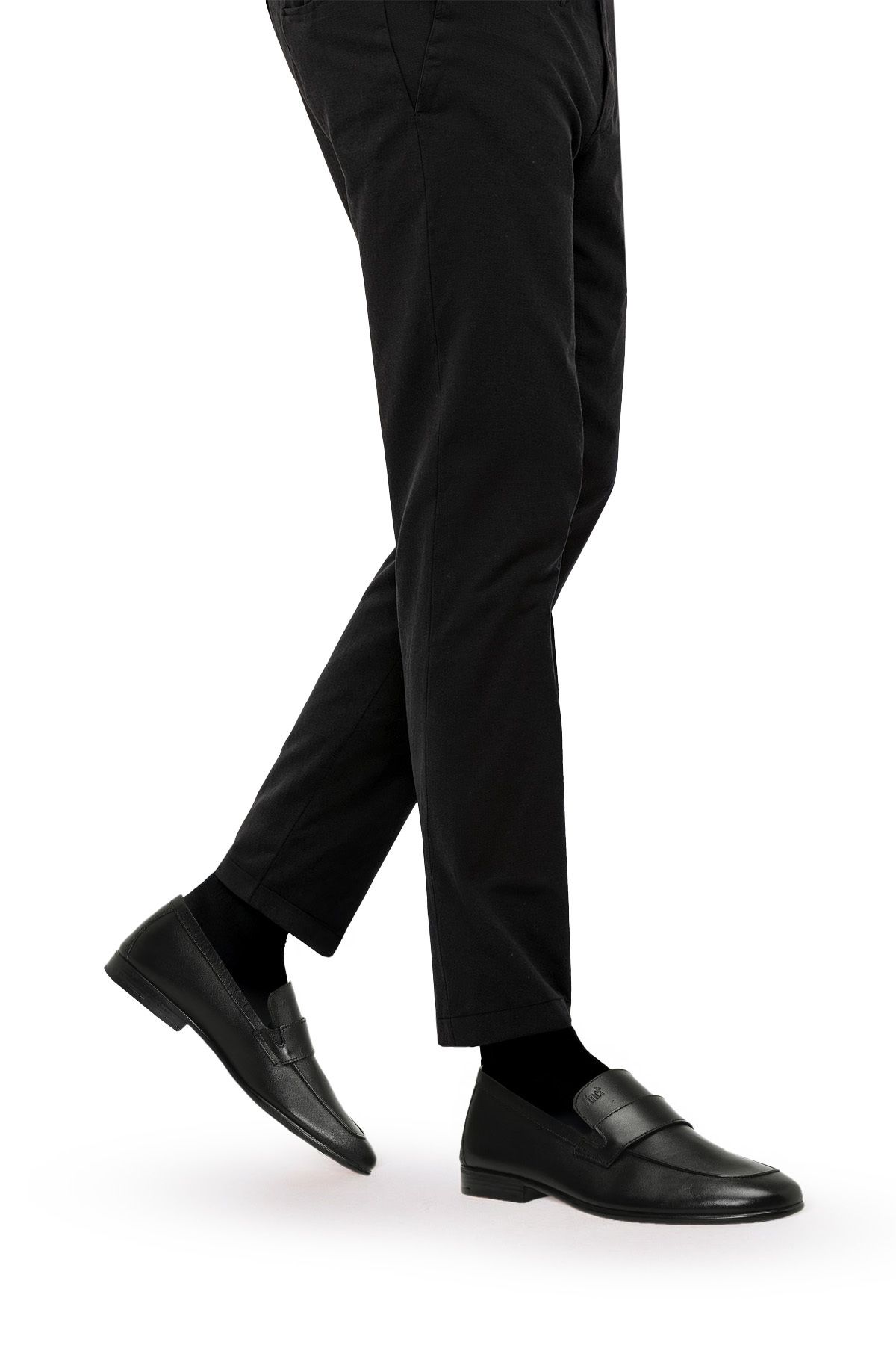 complete the look image
