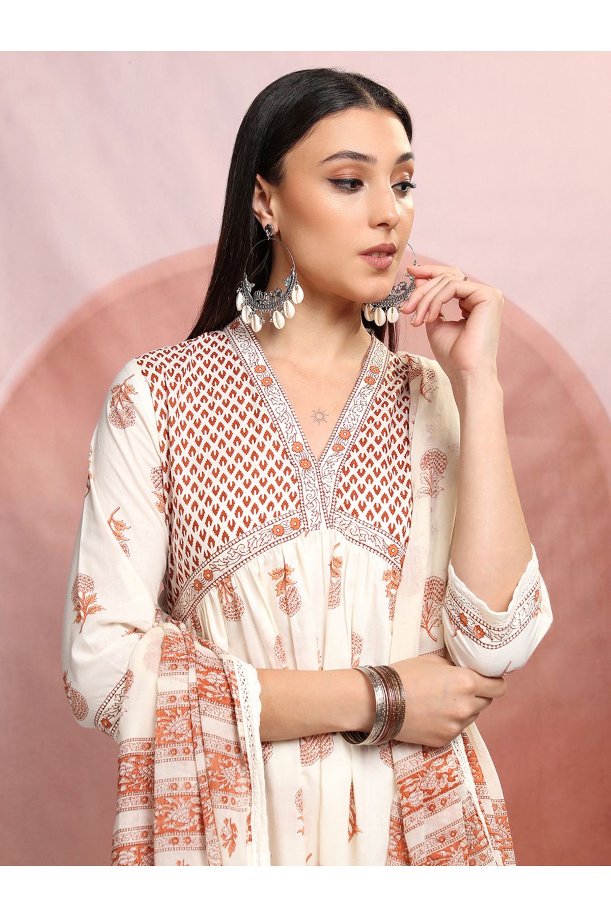 Vishudh By Styli-Women Peach Floral Printed V-Neck Cotton Kurta Set 2