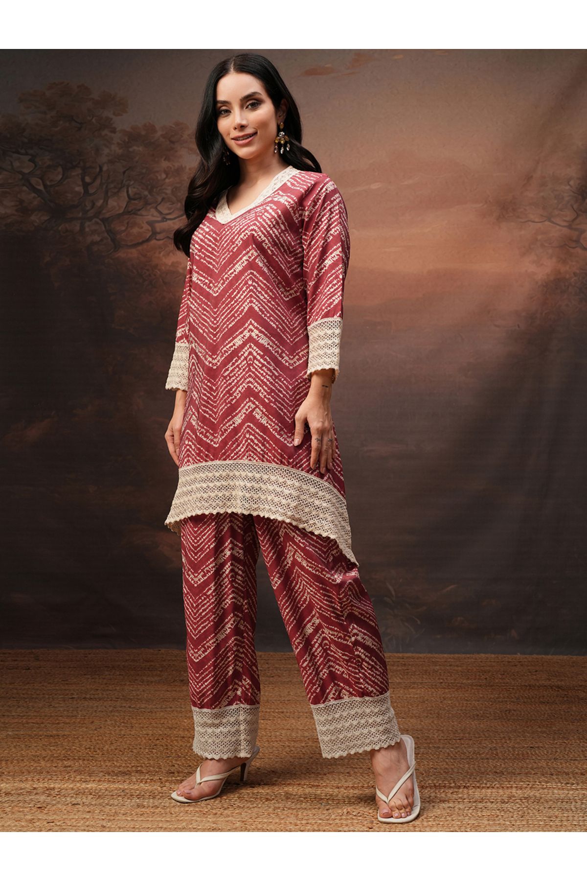Vishudh By Styli-Printed V-Neck Lace Trims Tunic with Trousers Co-Ords 2