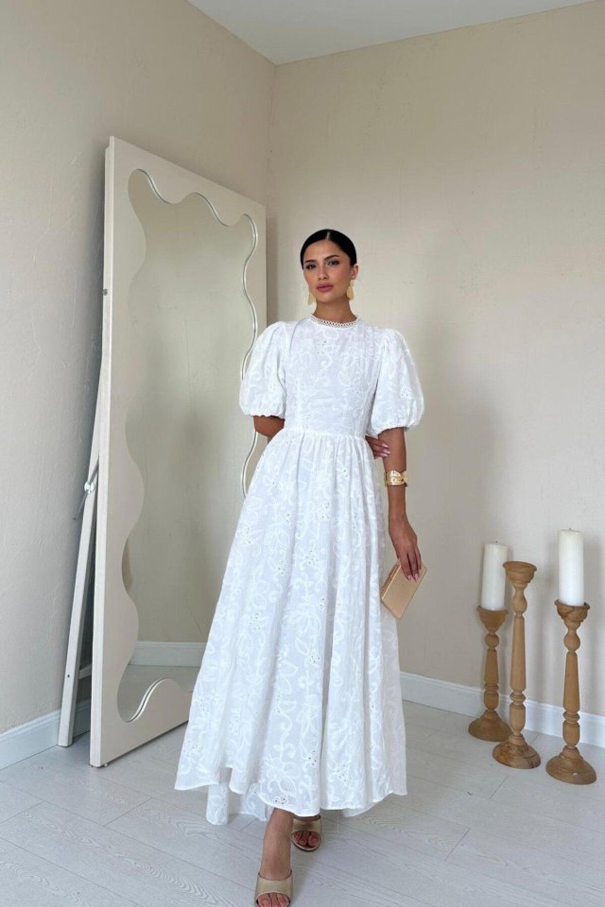 velmorafashion Beyaz Arkası Bağlamalı Brode Elbise