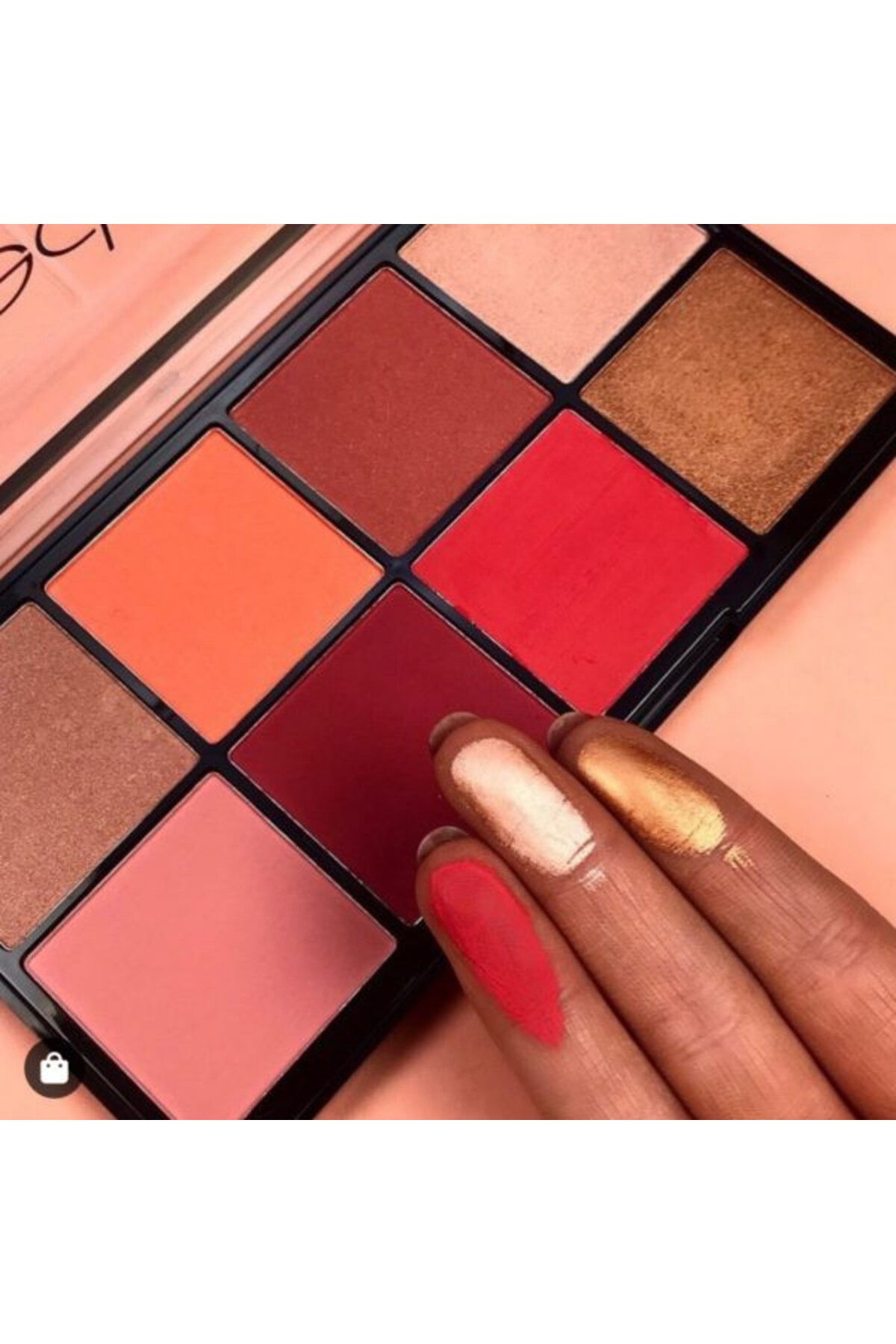 TECHNIC-Paleta obrazu s iluminátorem Technic Jungle Fever Blush Highlight Palette 2