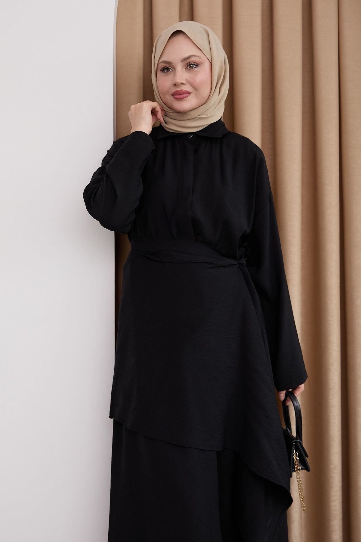 InStyle-Black Ayrobin Dress with Waist Tie 4