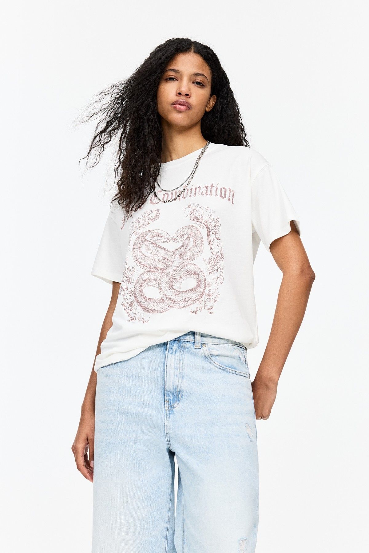 Pull & Bear Yılan grafik baskılı t-shirt