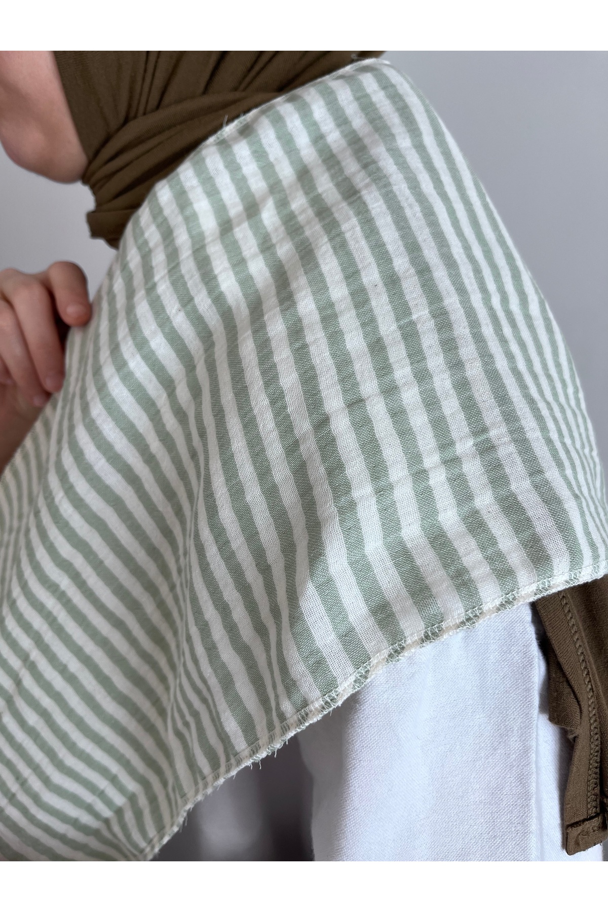 runbaby Run Baby Çift Kat Müslin Kumaş Omuz Bezi&örtüsü, Salya Bezi (YEŞİL ÇİZGİ) 50x25 Cm fotoğrafı 2 (önizleme)