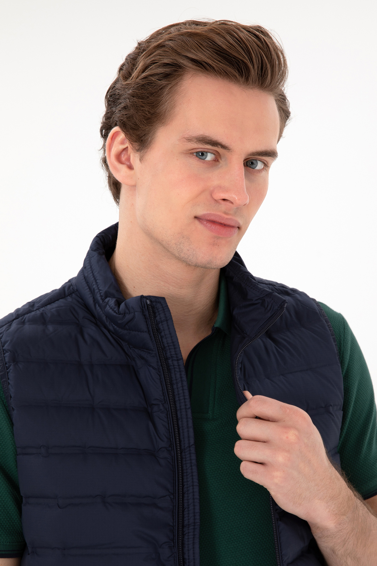 جلیقه مردانه یقه ایستاده | یو اس پولو U.S. Polo Assn. 2101038 VI - تصویر 2