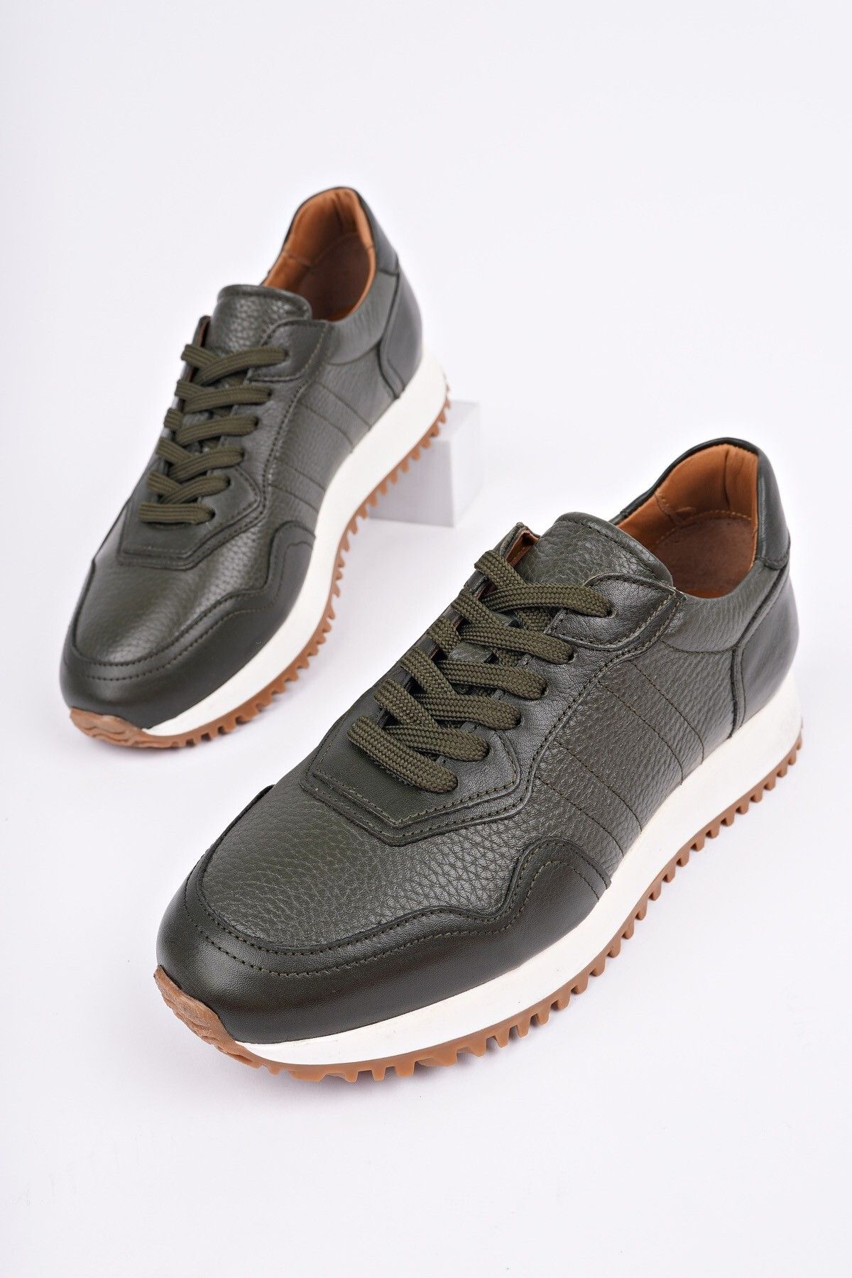 MUGGO-Harwil Thick Sole Lace-Up Genuine Leather Men's Casual Sneaker Sports Shoes 2