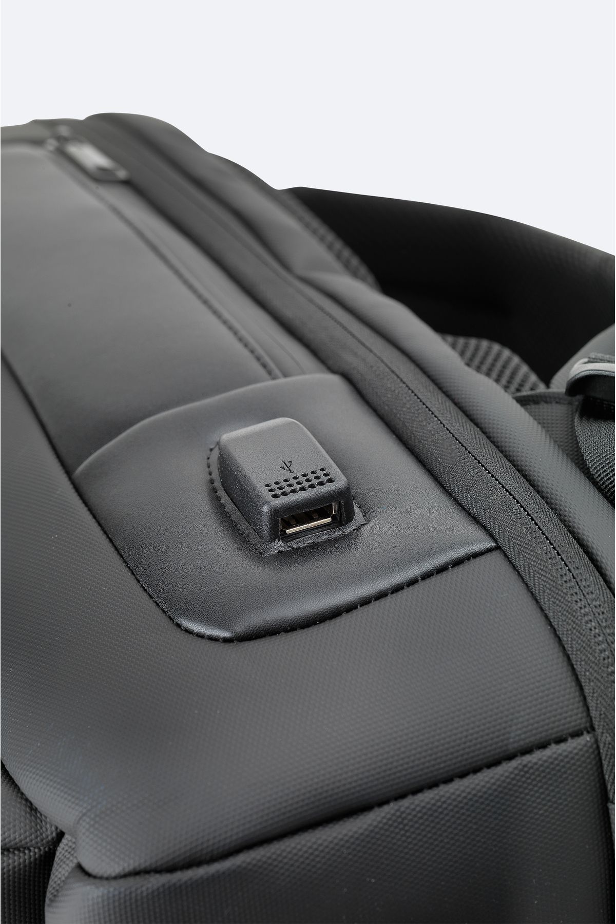 Avva-Men's Black Backpack with USB Cable Entry and Lock System A42Y9127 7