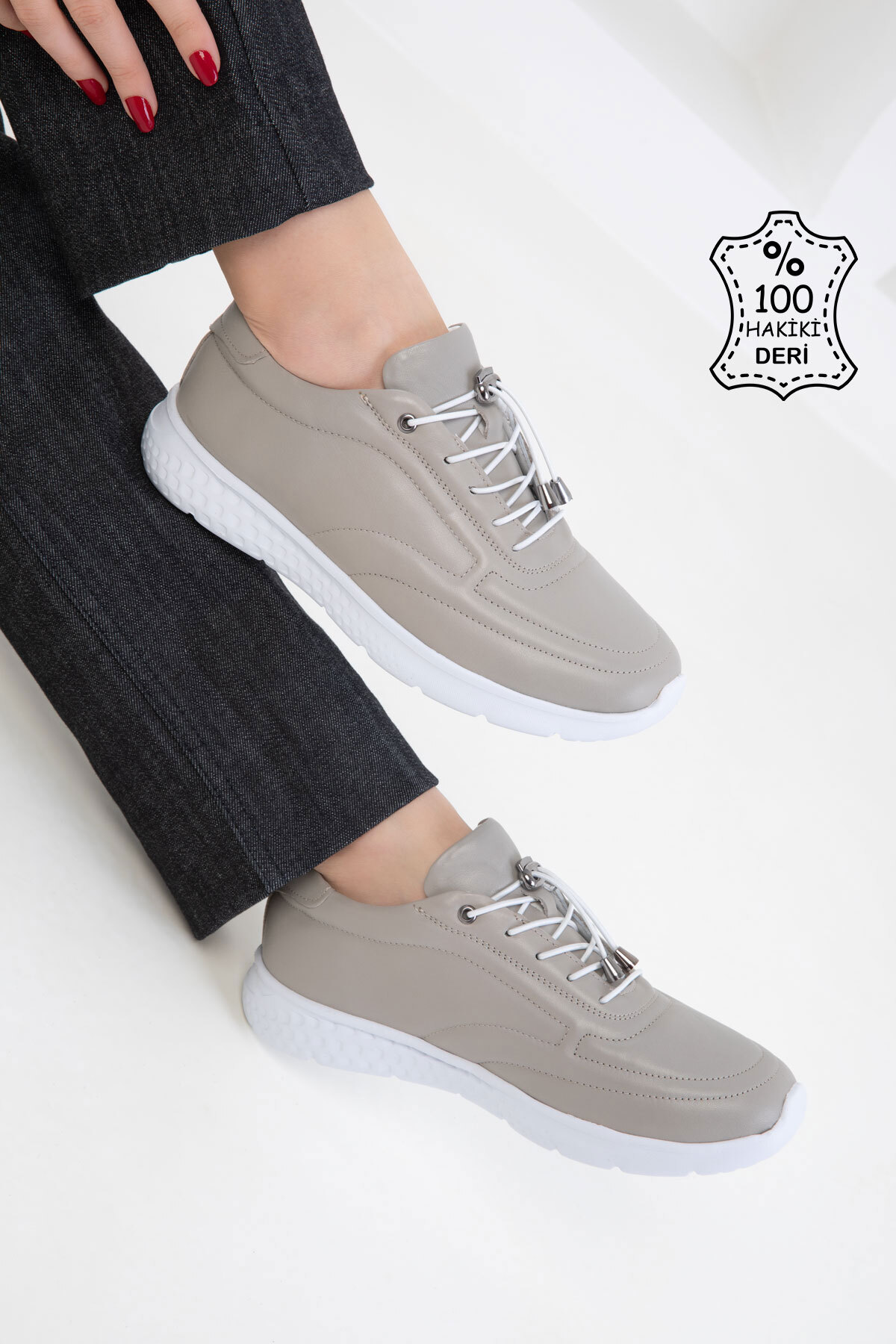 سوهو کفش کتانی زنانه چرم اصل یخی 20550