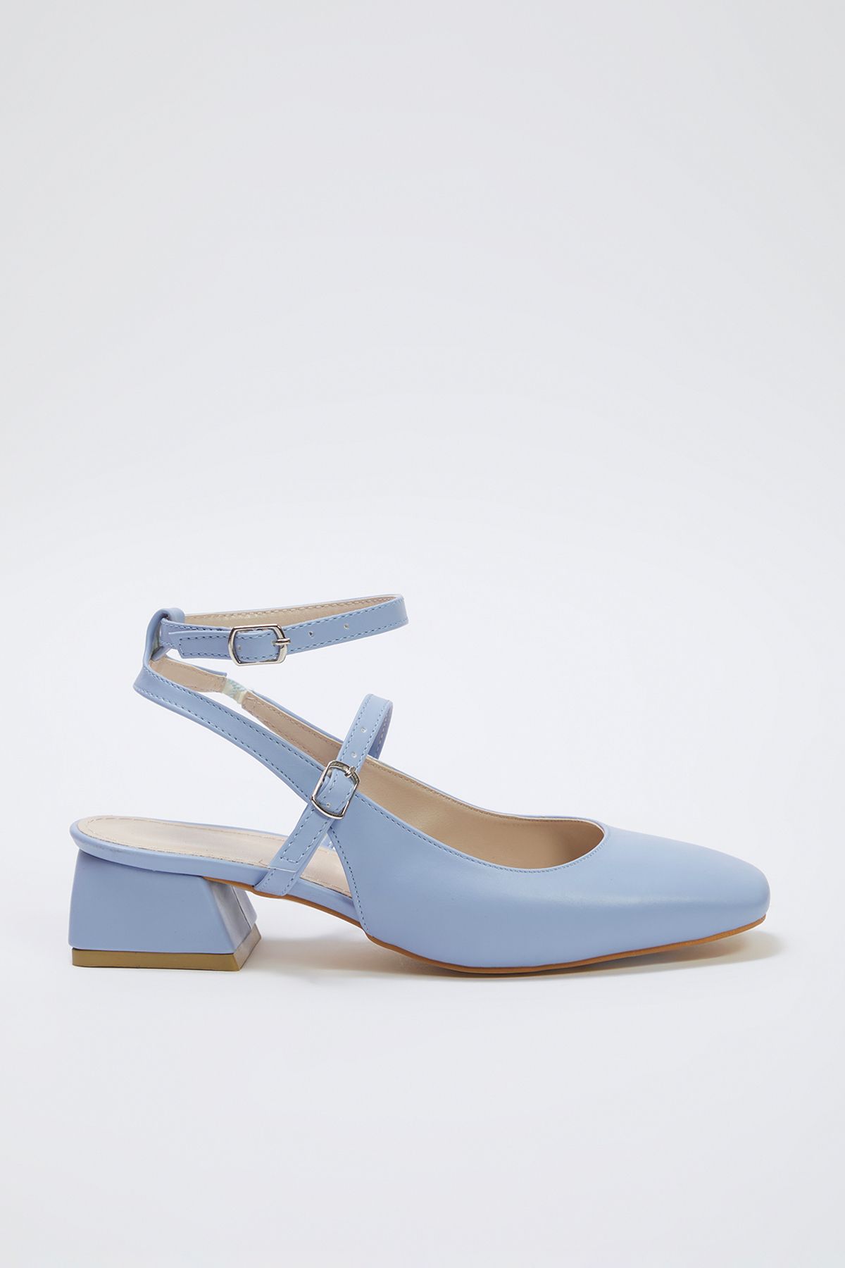 TRENDYOL SHOES-Babyblaue Mary Jane-Schuhe mit quadratischer Zehenpartie und Knöchelriemen für Damen TAKSS24TO00009 5