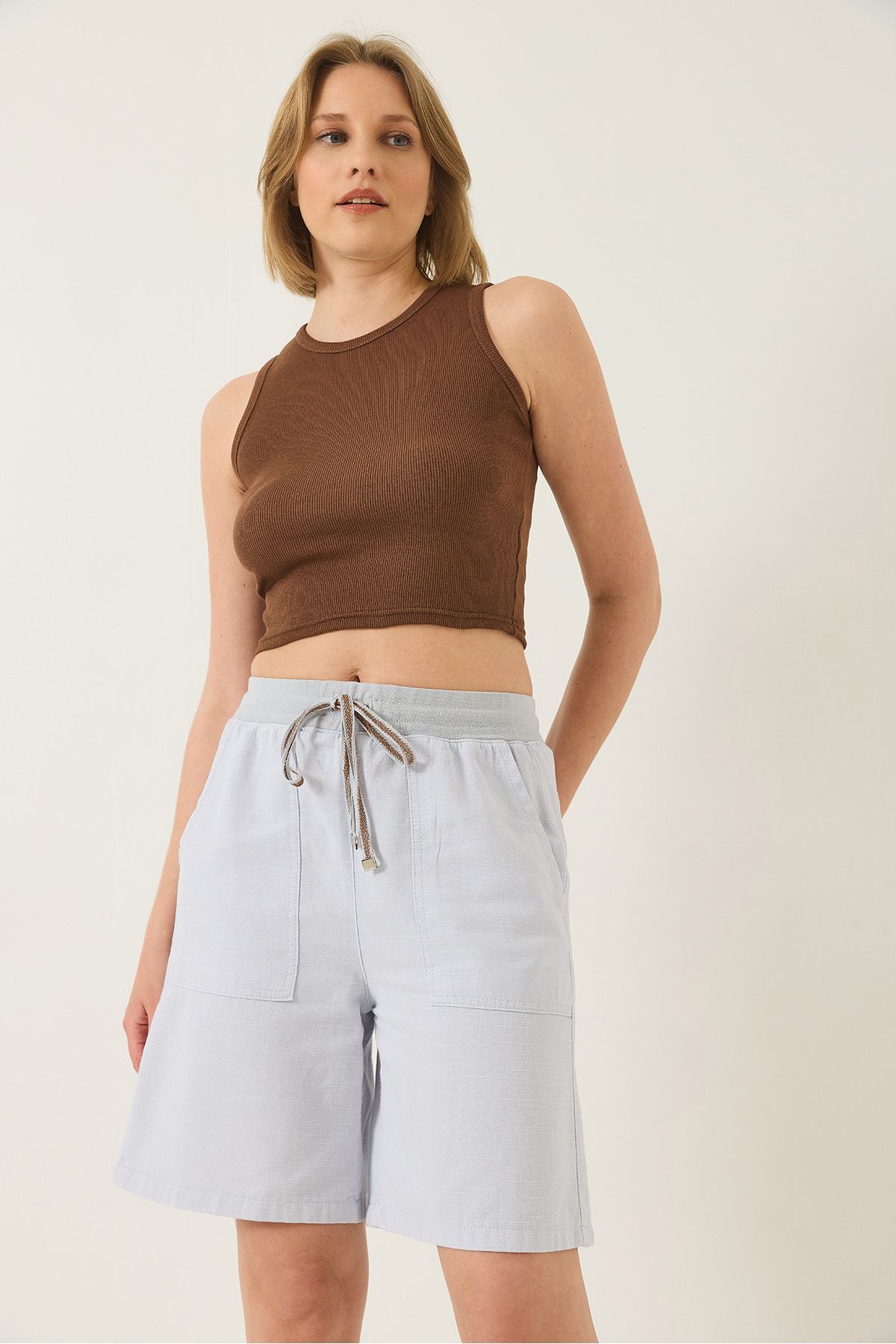 Bianco Lucci-Women's Large Pocket Detailed Tied Linen Shorts Yp5384 60283207 3