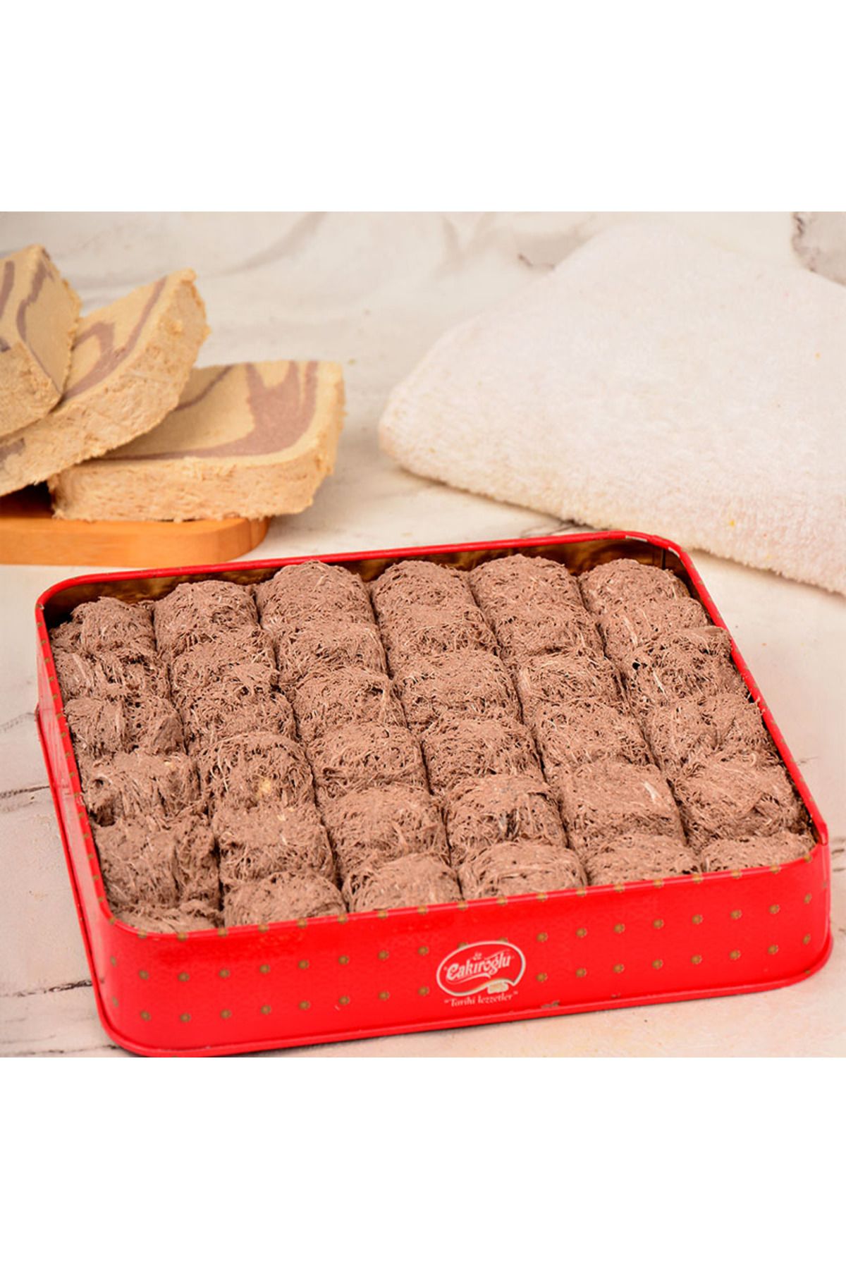 Öz Çakıroğlu Öz Çakıroğlu Kakaolu Tahin Helva Baklava Dilimli 1700 gr