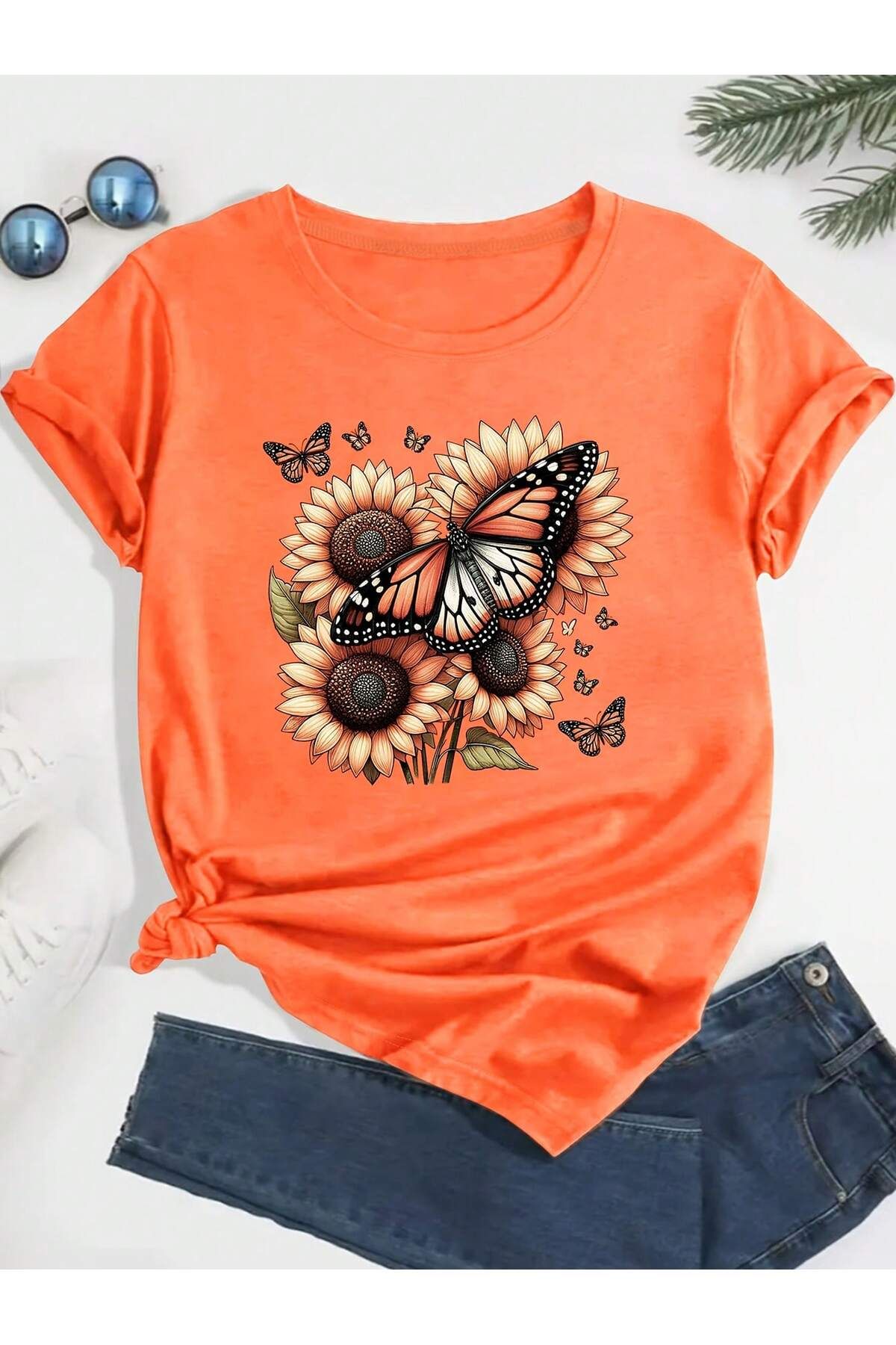 aynewmoda Yaratıcı Ayçiçeği Kelebek Grafikli Günlük Kısa Kollu Tişört Büyük Beden,