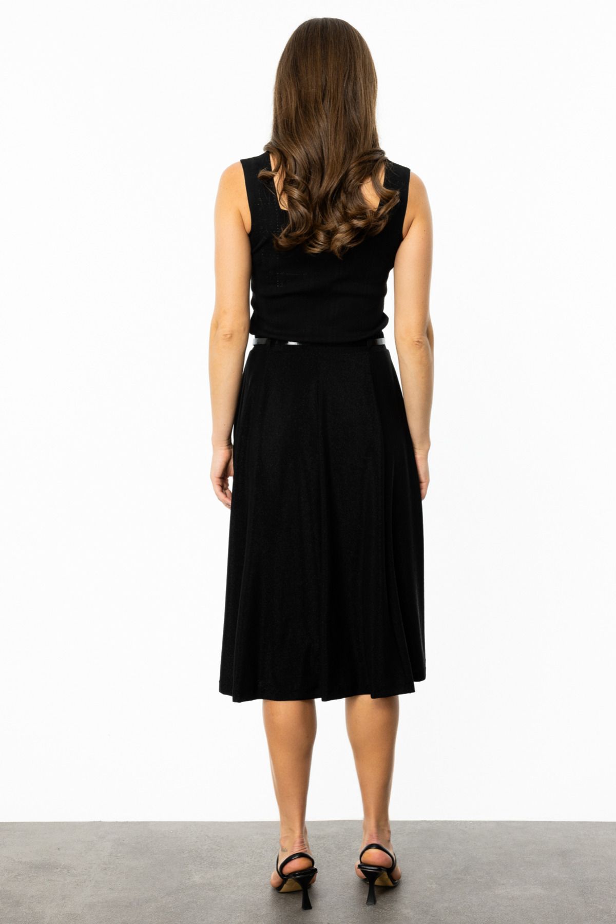 ON-Fusta Midi 4