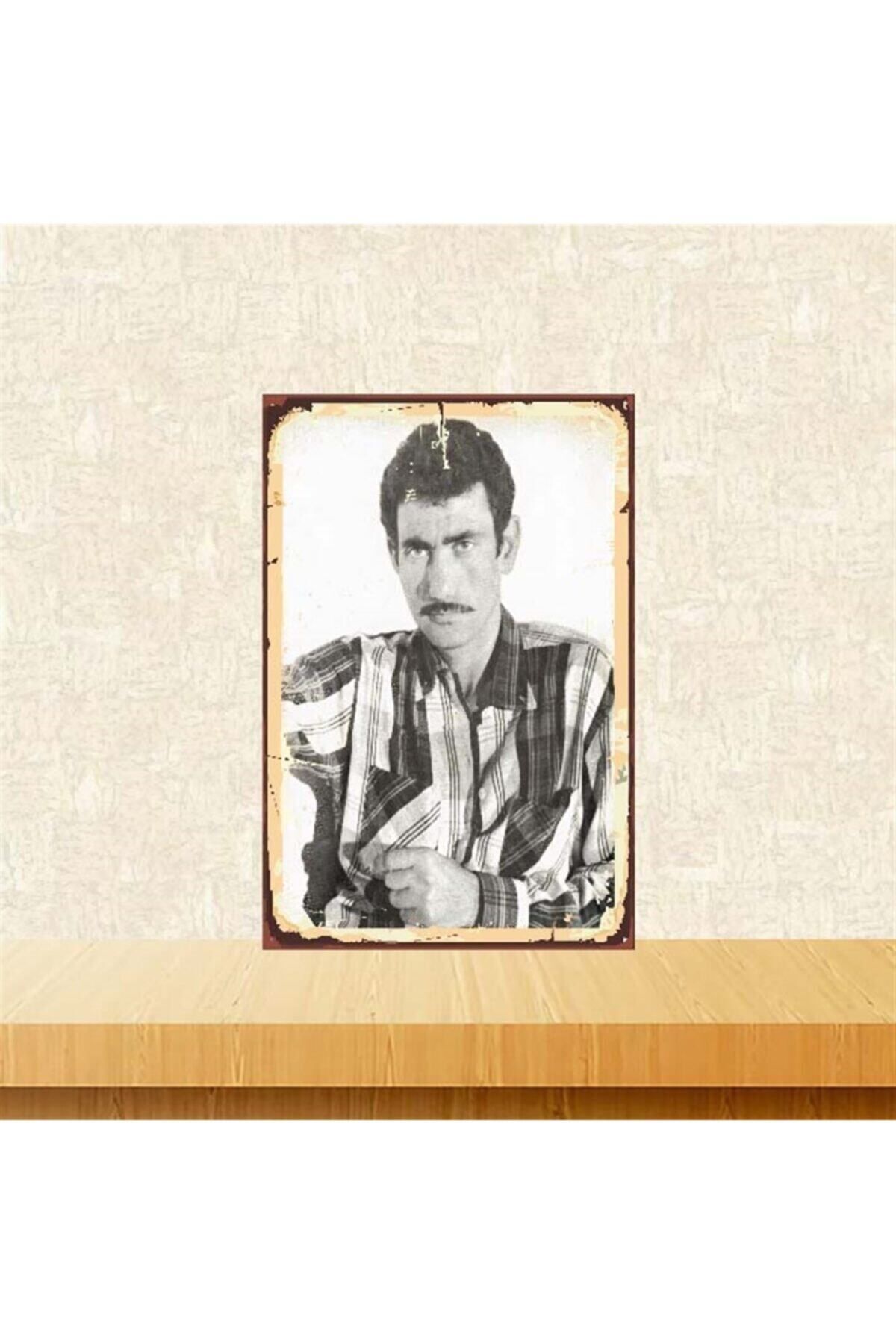 TAKIFİX Yılmaz Güney 20-30 cm Retro Ahşap Poster Tkfx3720