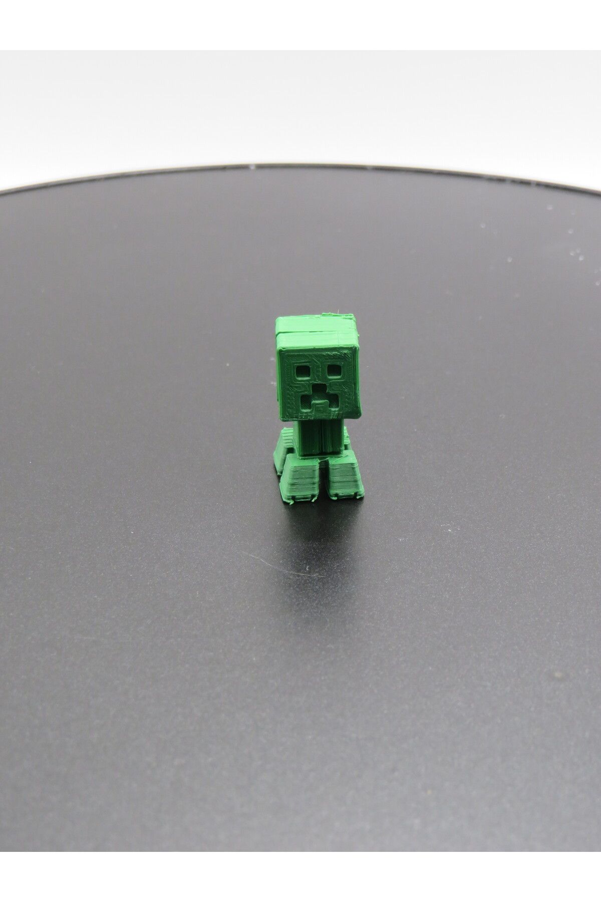 MODA-Pixelated Exploding Creature Kit Card 3D Puzzle Keychain Figure |   DIY Mini Model 1