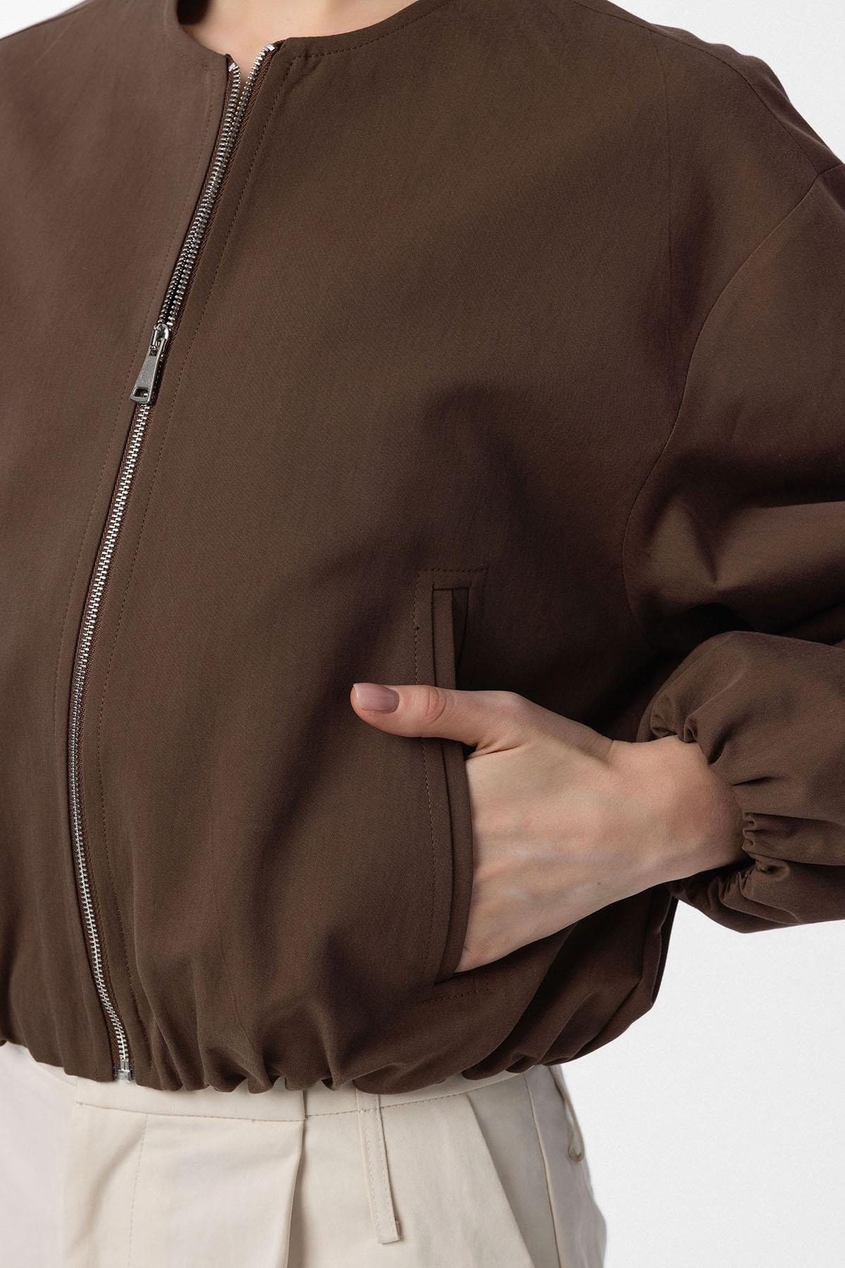 S13 Store Crop Kadın Bomber Mont görsel 3