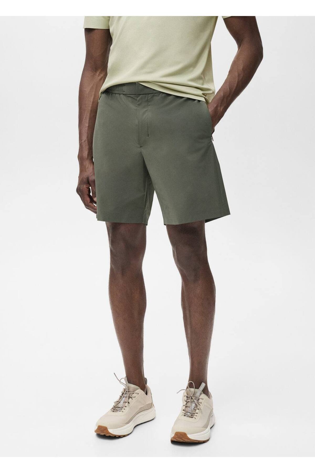 Su Tutmayan Bermuda Şort