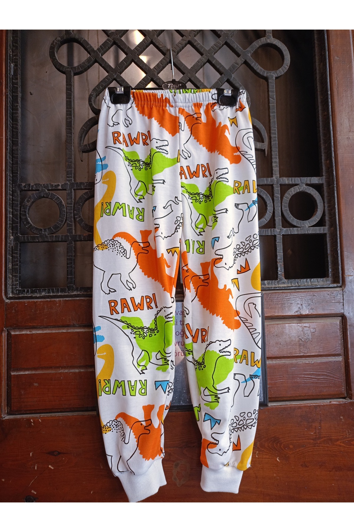 Teryy-Dinosaur Printed Seasonal Pajamas 2