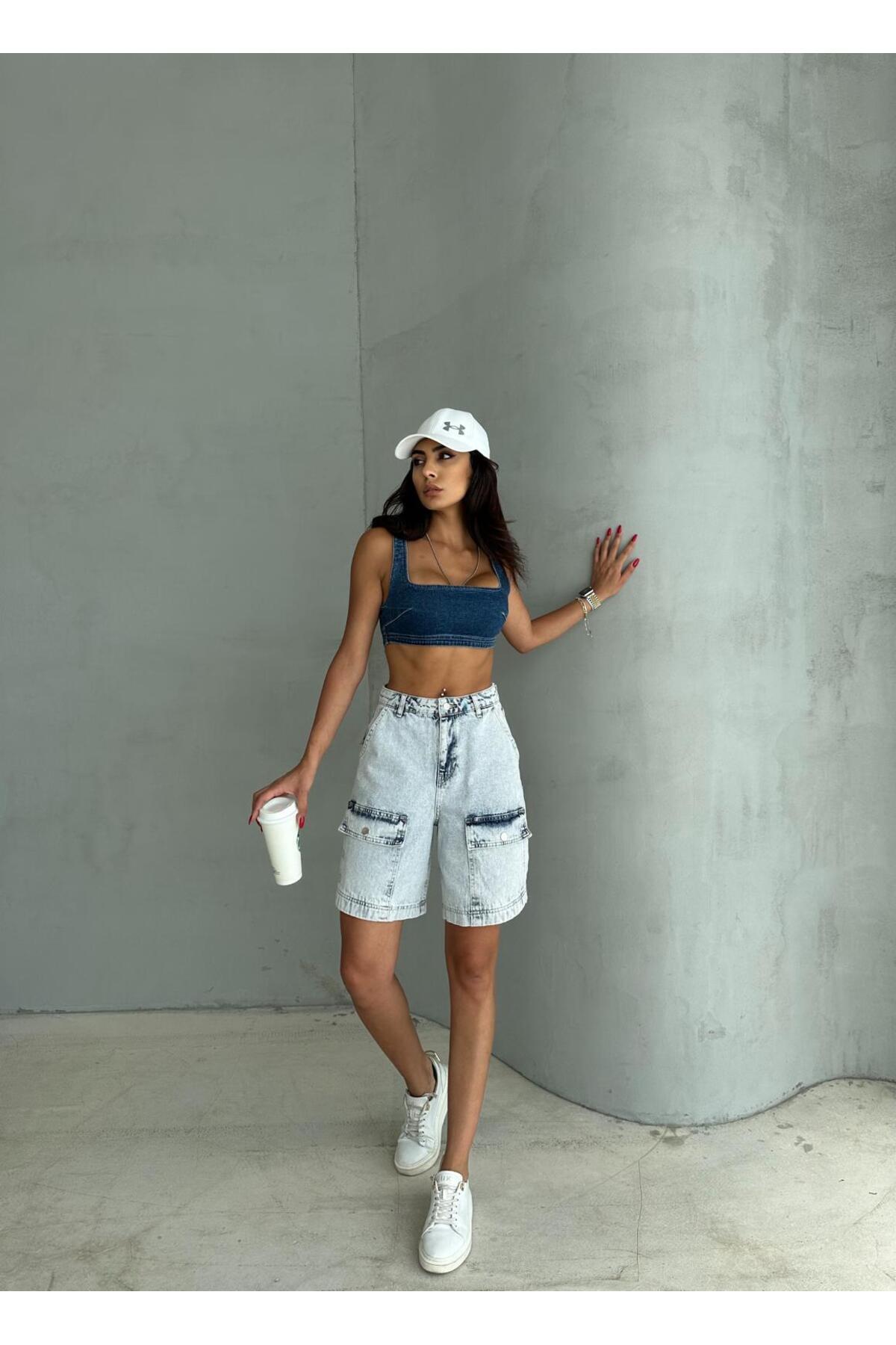 Zeo Basic-Ice Blue Bermuda Shorts with Cargo Pocket 2