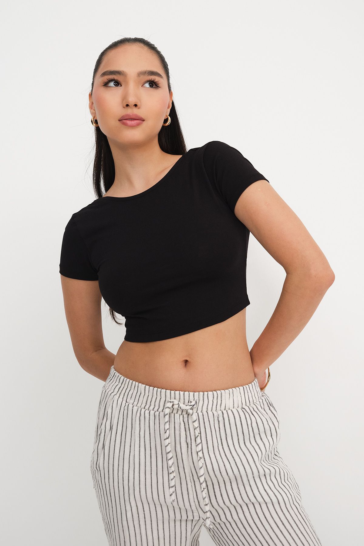 Addax-Μπλουζάκι Crop με χαμηλή πλάτη P1743-E7 4