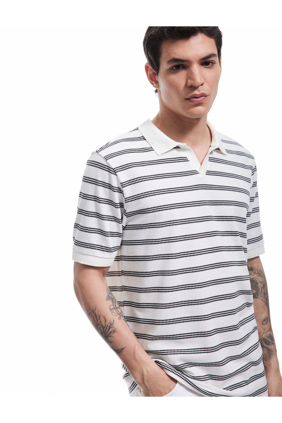 Koton Tricou Cu Mânecă Scurtă Din Amestec De Bumbac, Cu Croiala Normală, Negru - Alb, Pentru Bărbați 5sam10007mk Masculin - S