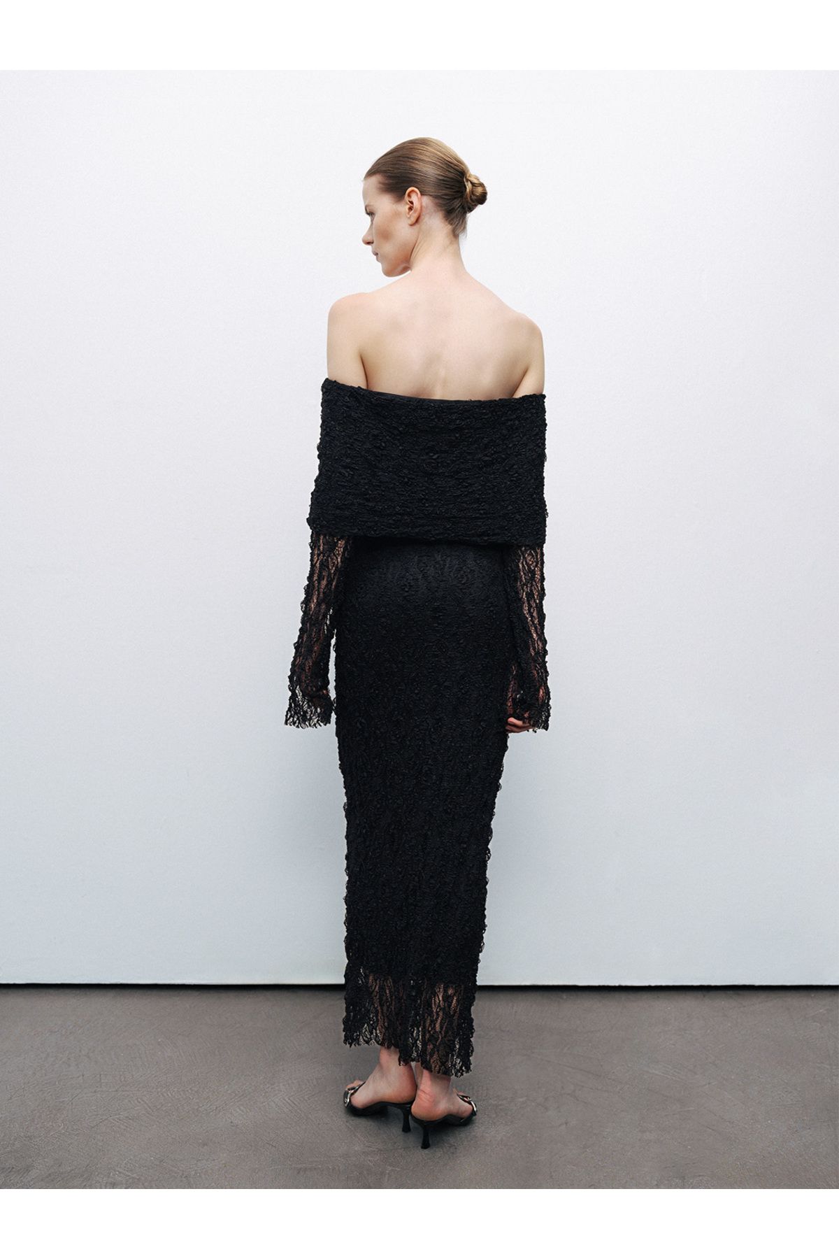 Nocturne-Open Shoulder Lace Maxi Dress 6