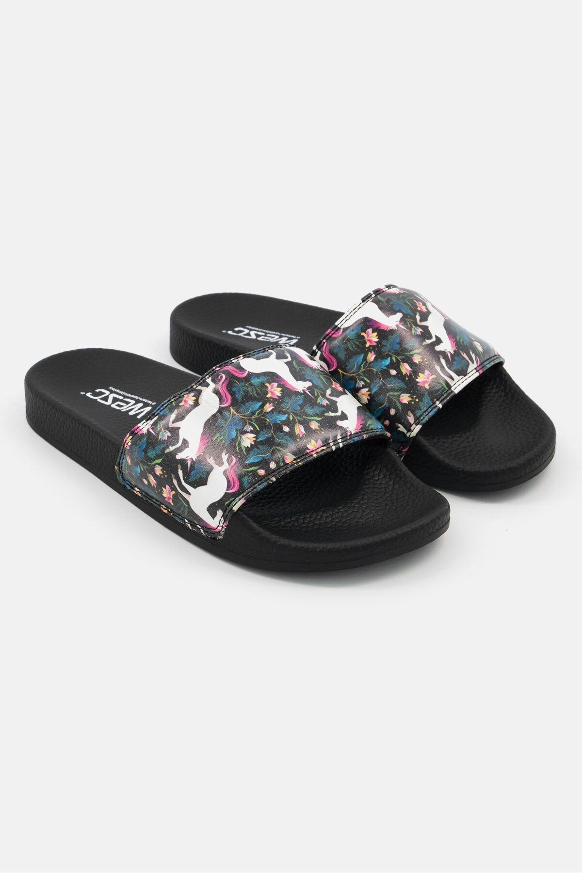 Wesc-Men Slip On Slides Unicorn AOP Slipper, Black Combo 1