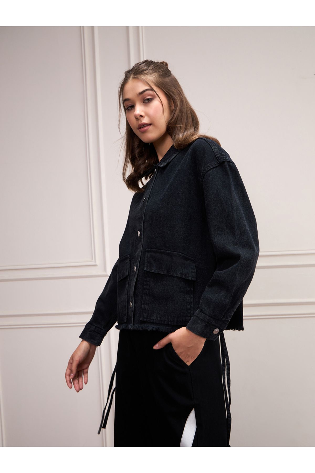 Sassafras By Styli-Washed Denim Front Pockets Jacket with Buttons 3