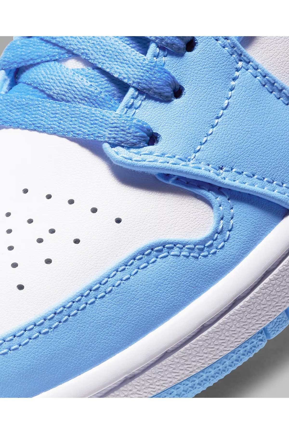 Nike-AIR JORDAN 1 LOW UNC W DÁMSKÉ SNEAKERY-AO9941-441-SPORTXOUTLET 7